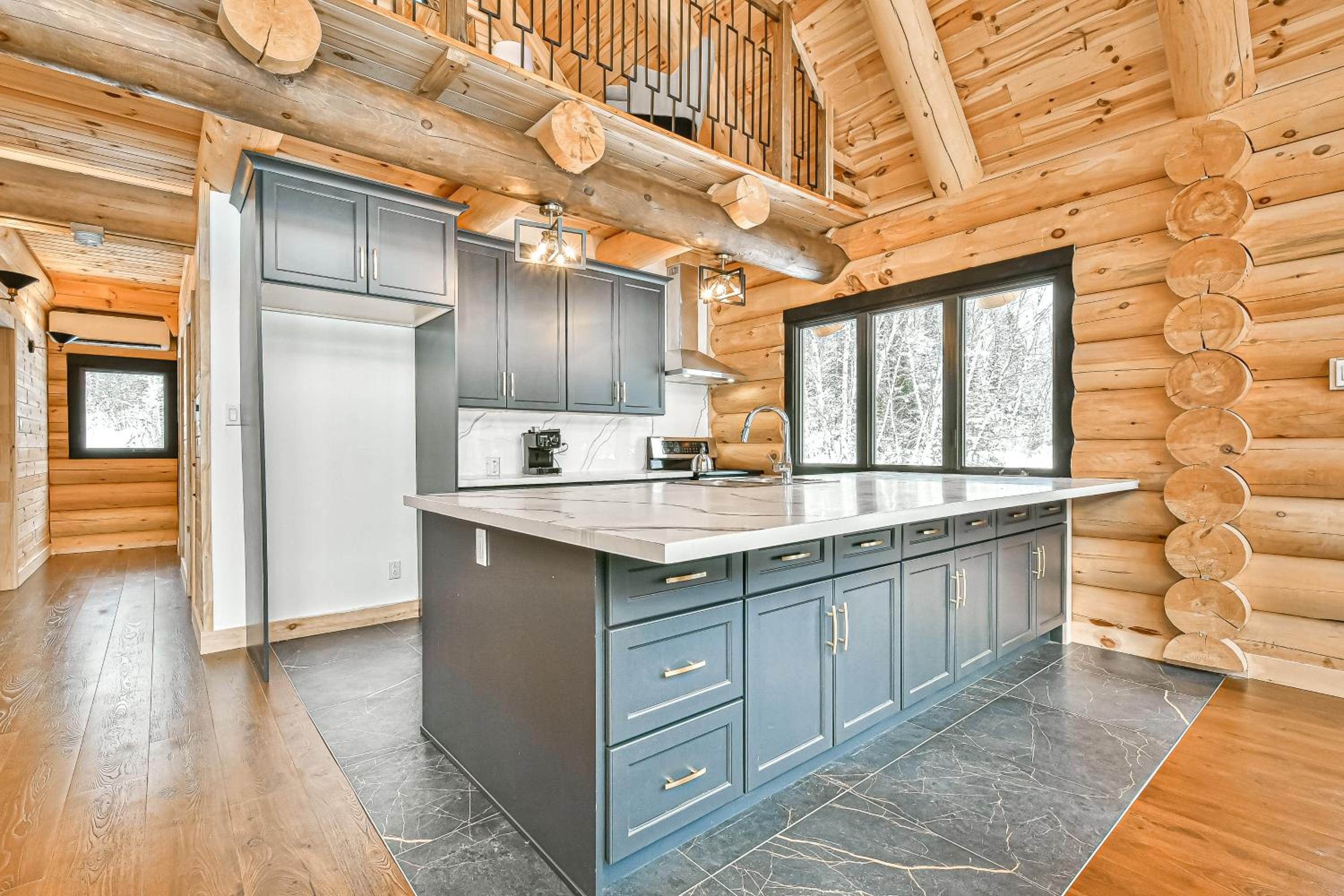 Three-Bedroom Chalet photo 3
