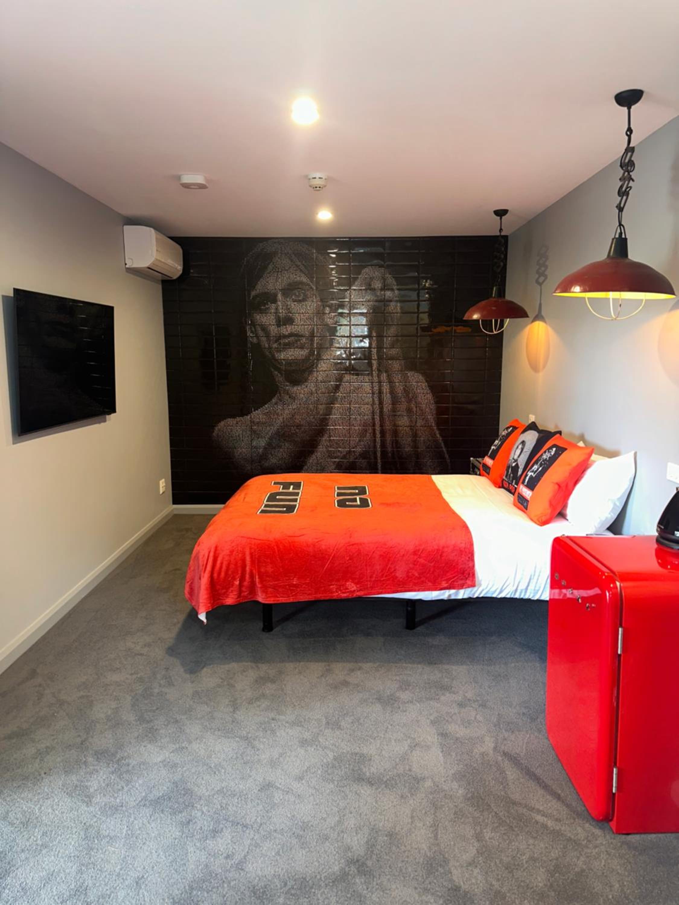Queen Room - Disability Access