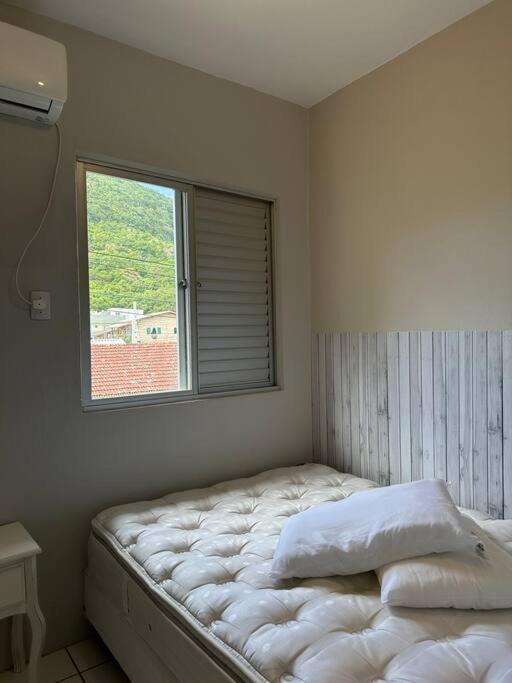 One-Bedroom House photo 3