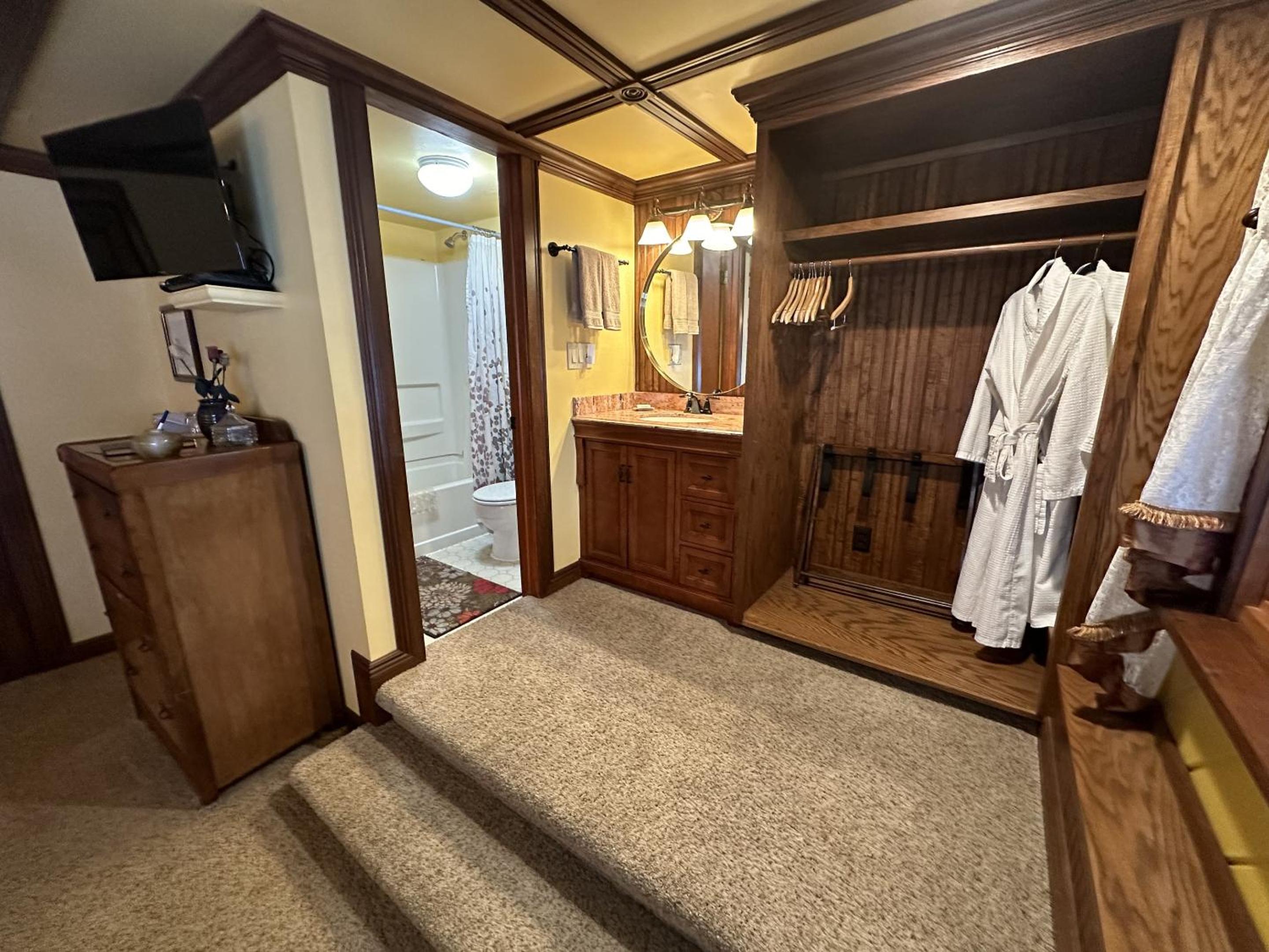 Superior King Room photo 3