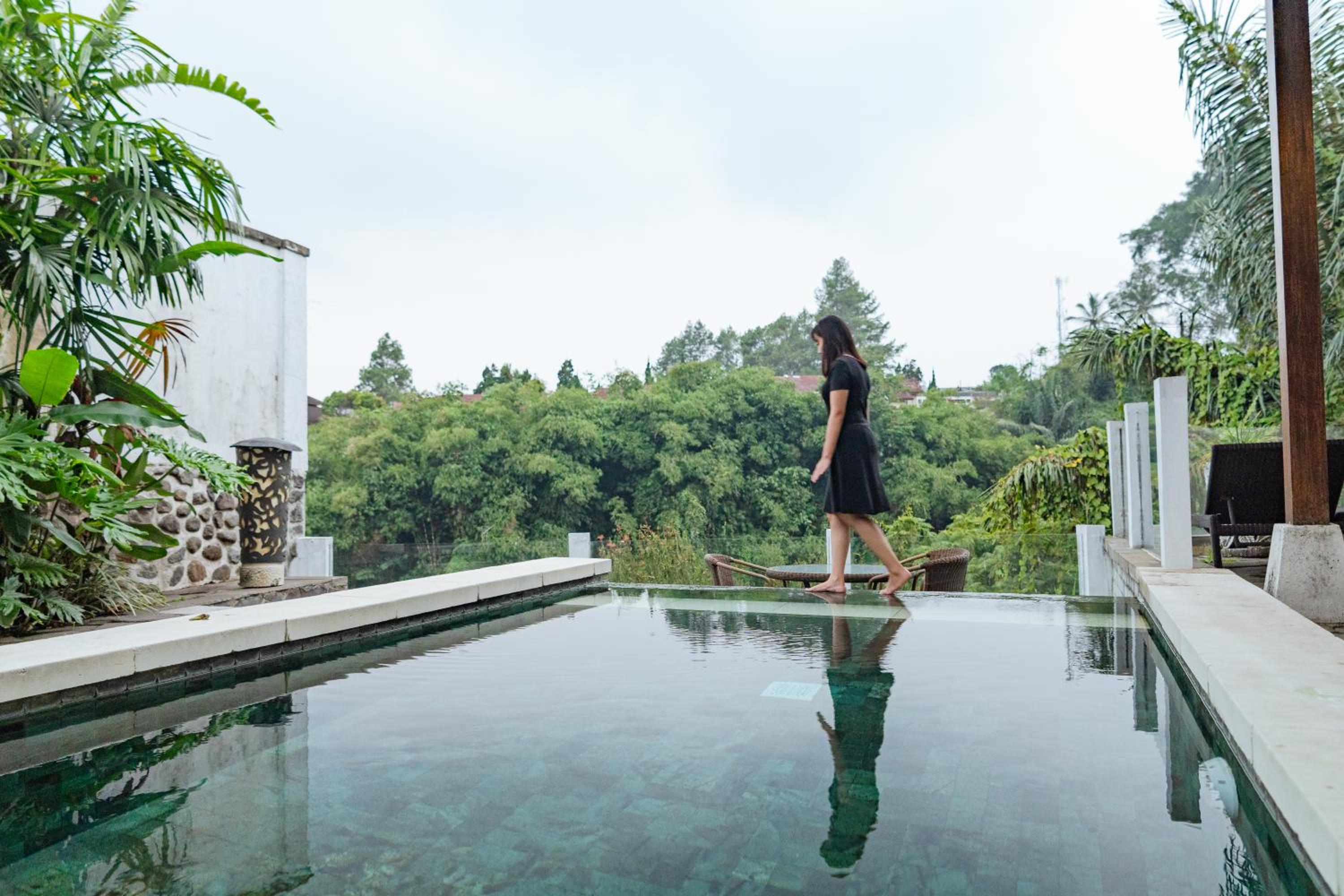 Suite with Private Pool - Photo 4