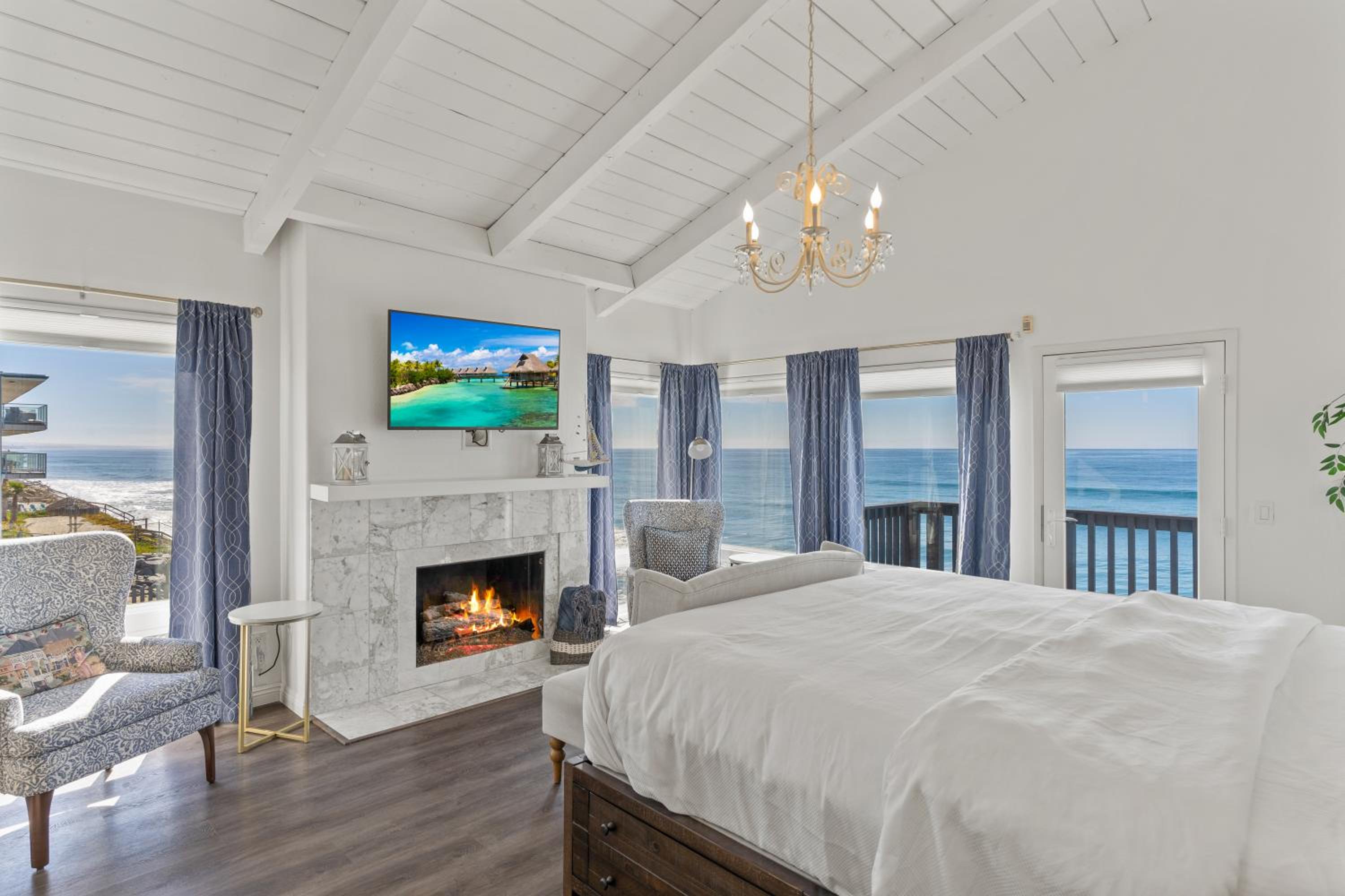 Apartment with Sea View photo 1