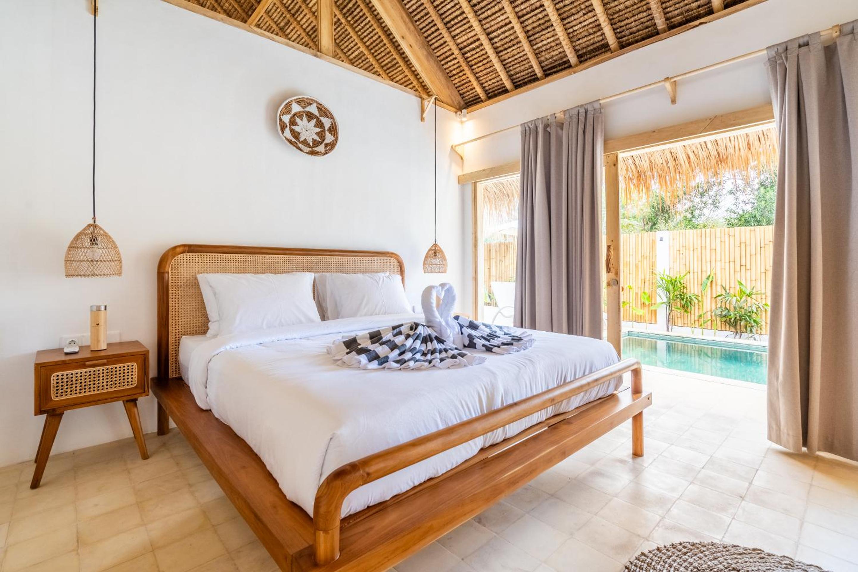 Three-Bedroom Villa photo 1