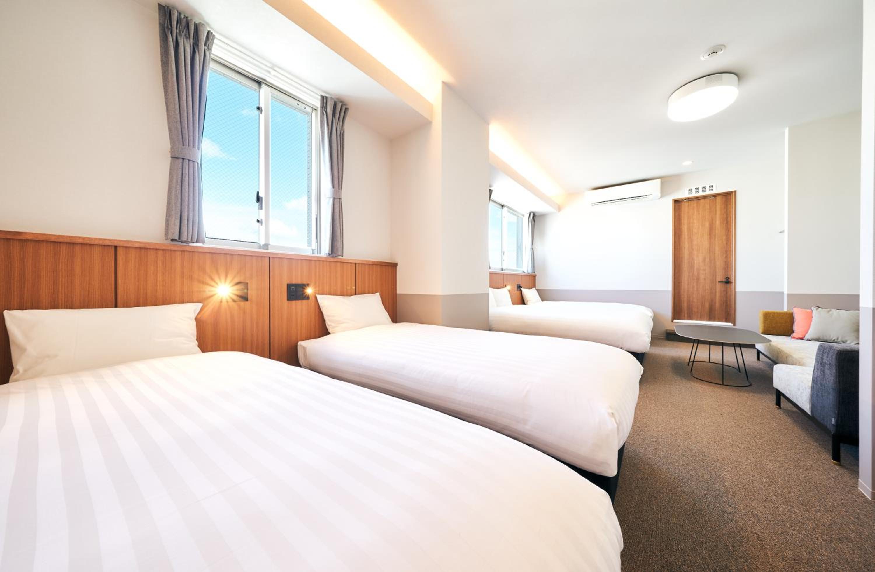 Top Floor / Superior Room / for 5 people