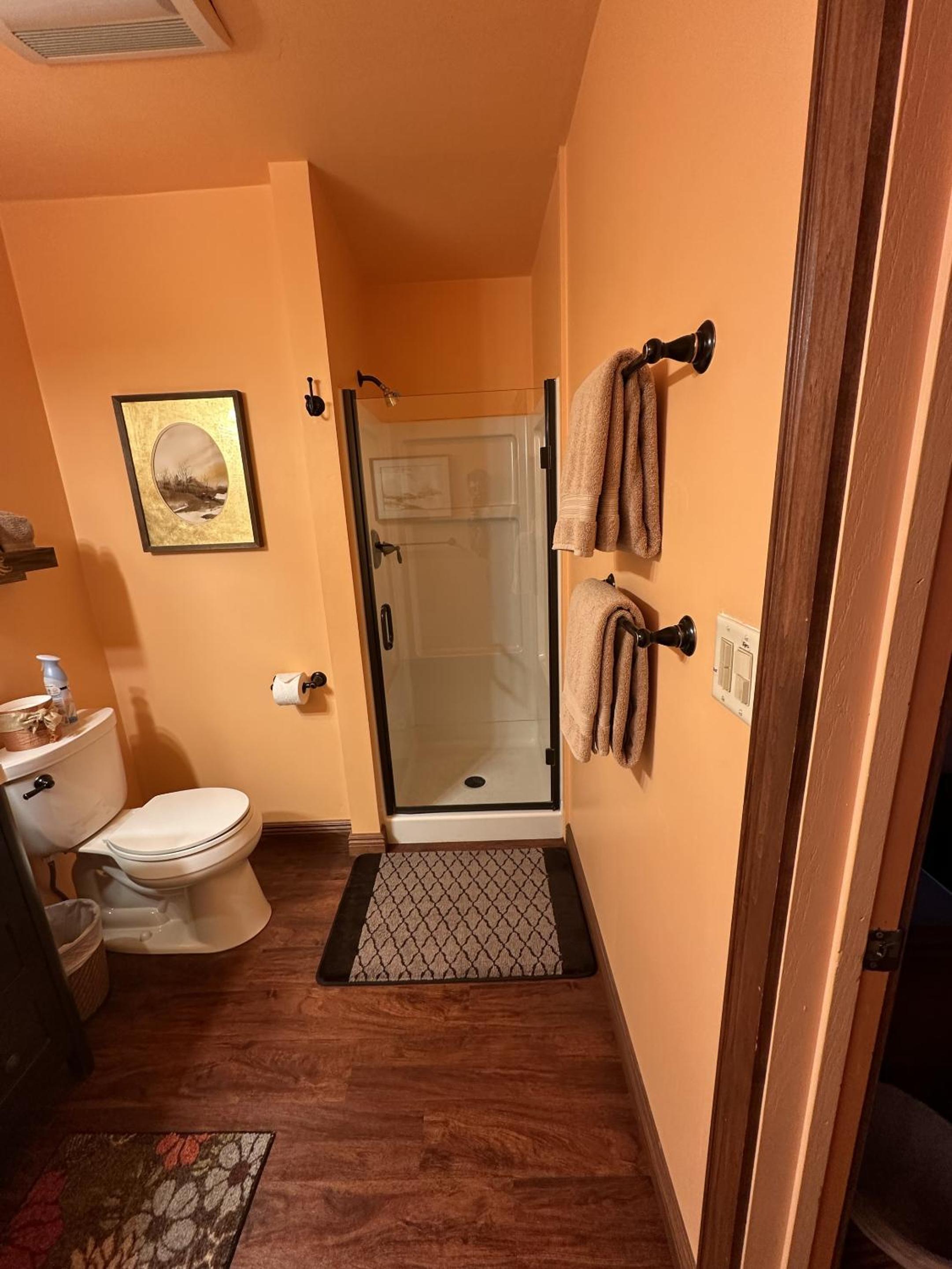 Deluxe King Room photo 3