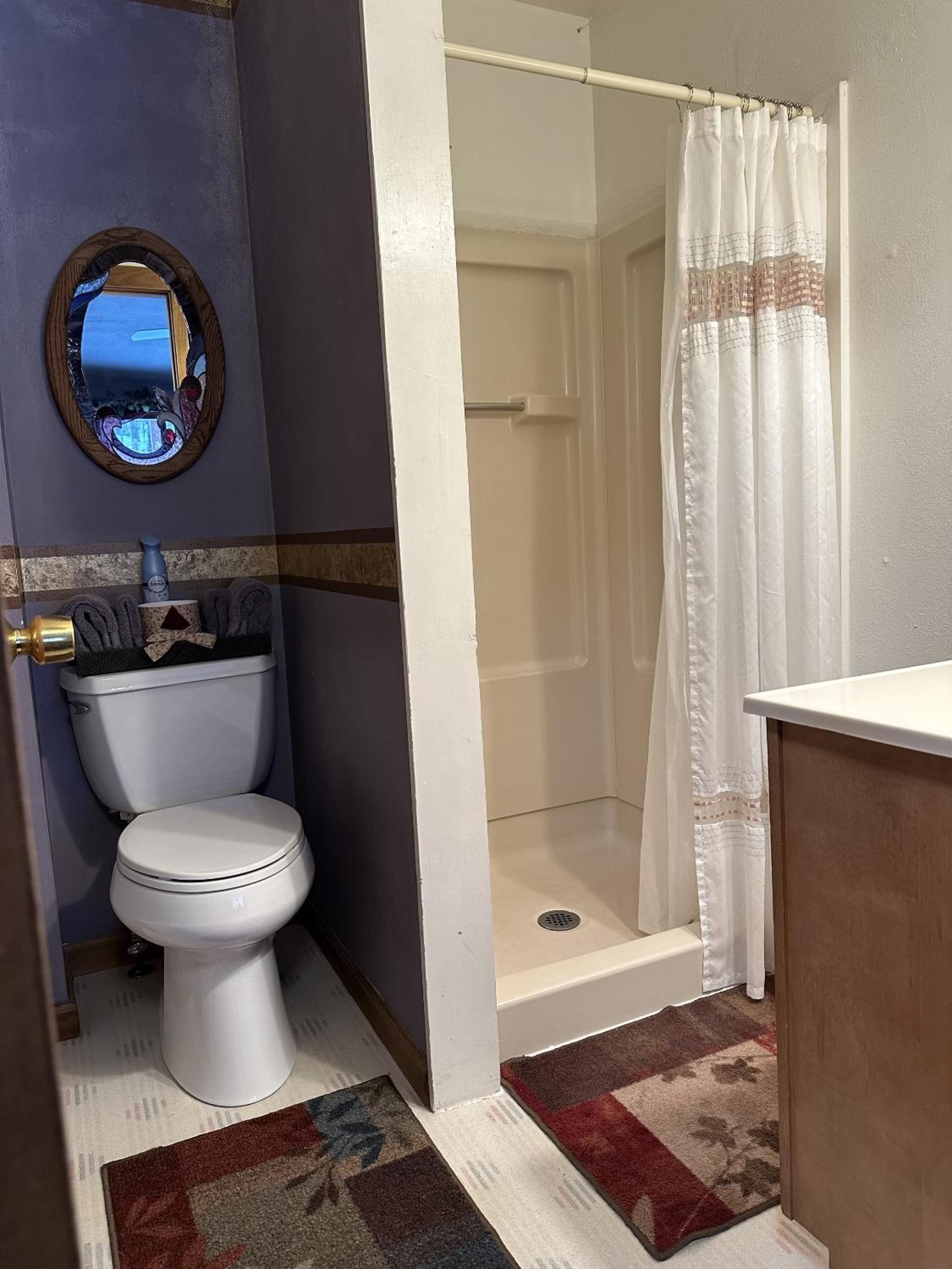Standard King Room photo 2