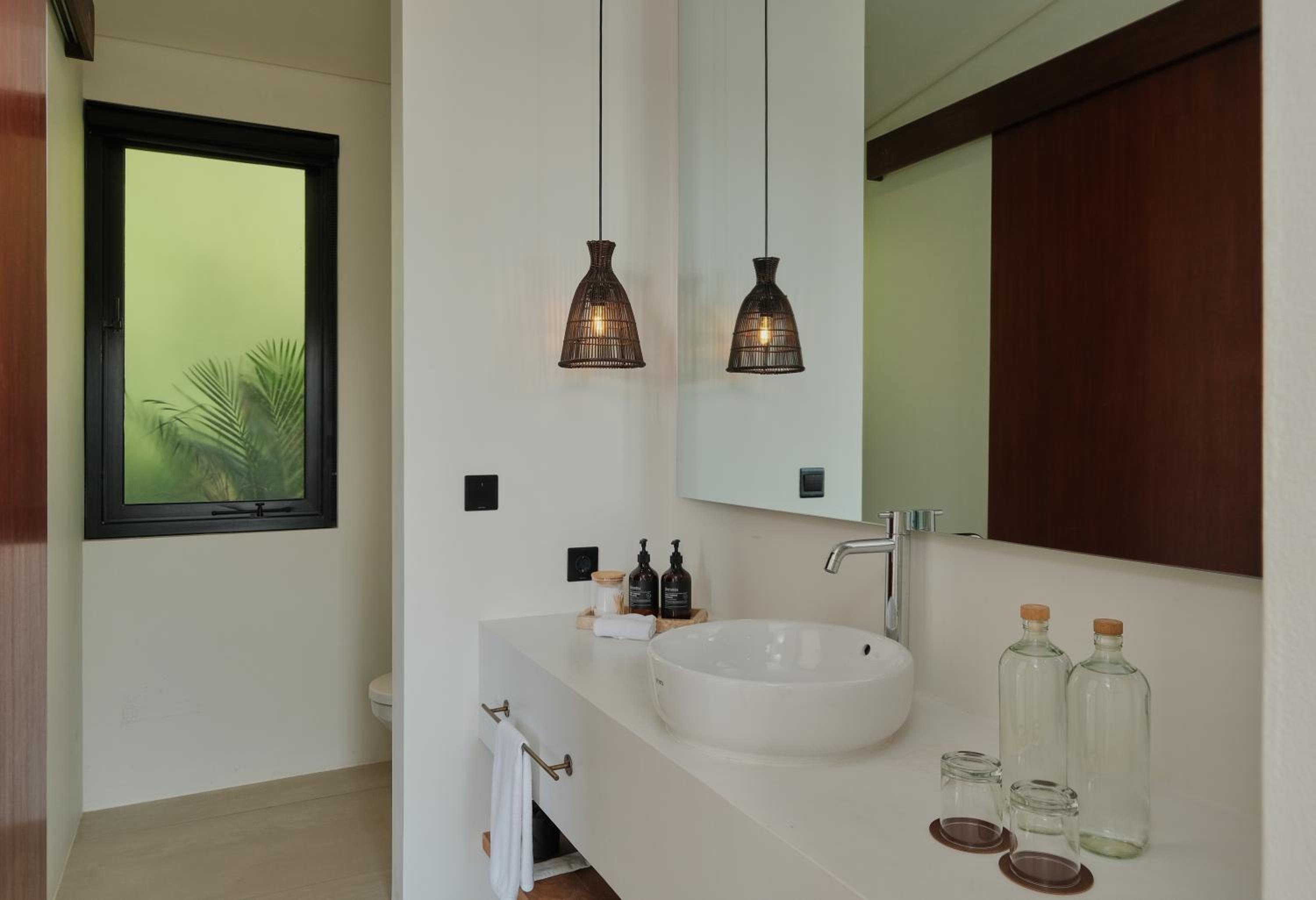 Special Offer - Two Units One-Bedroom Plunge Pool Side by Side - Photo 6