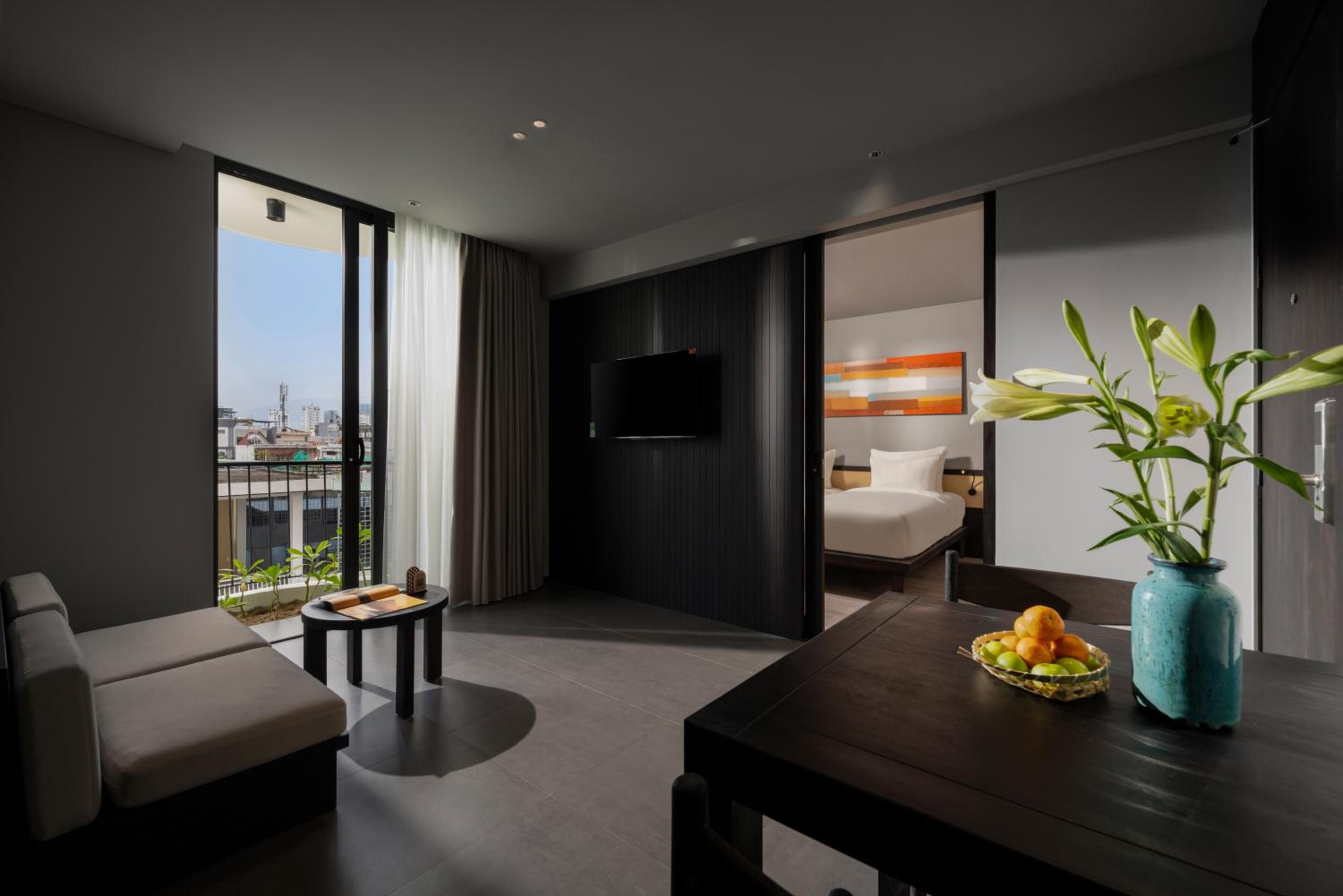 One-Bedroom Apartment with Balcony - Photo 1