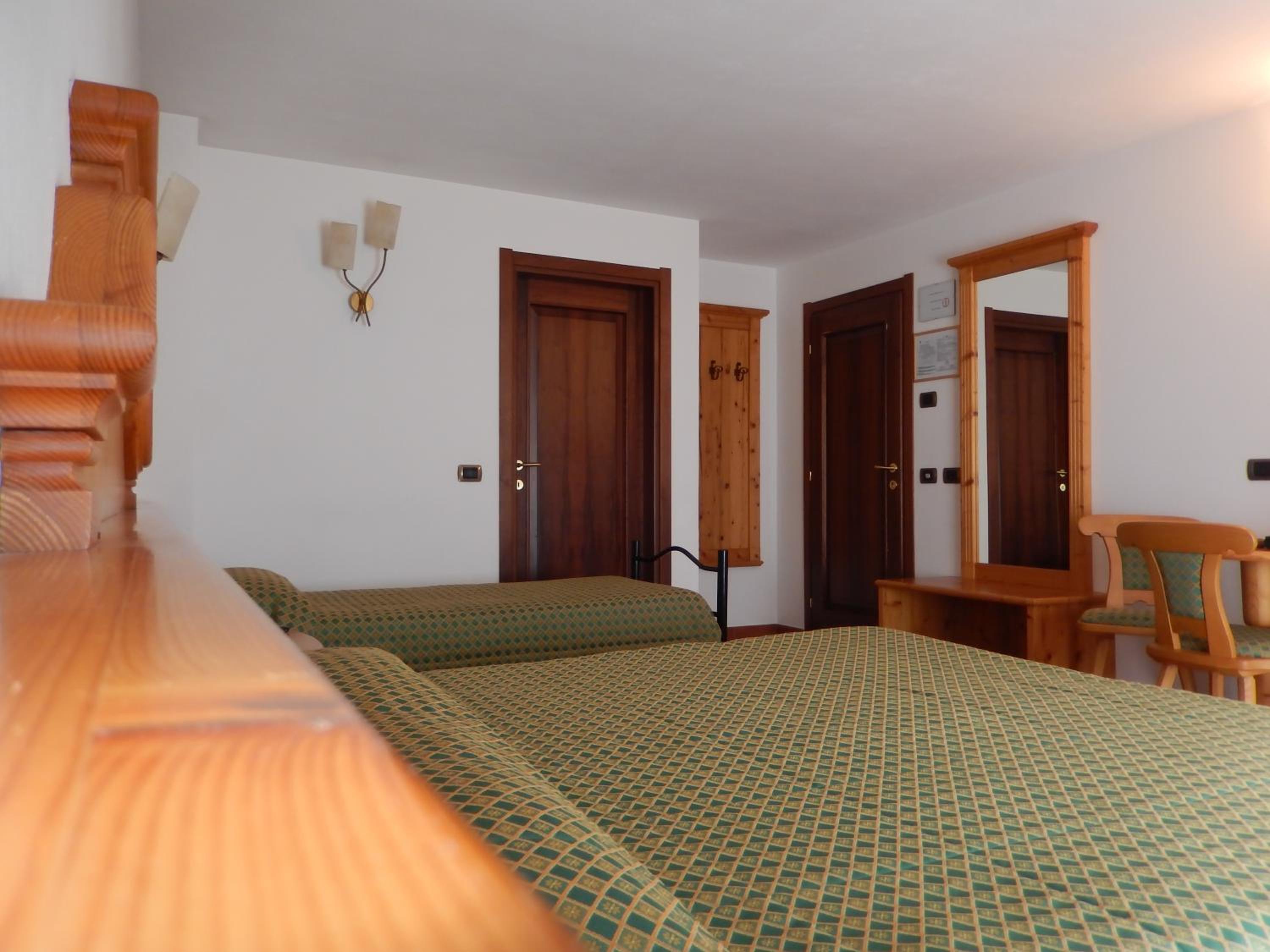 Standard Triple Room photo 1