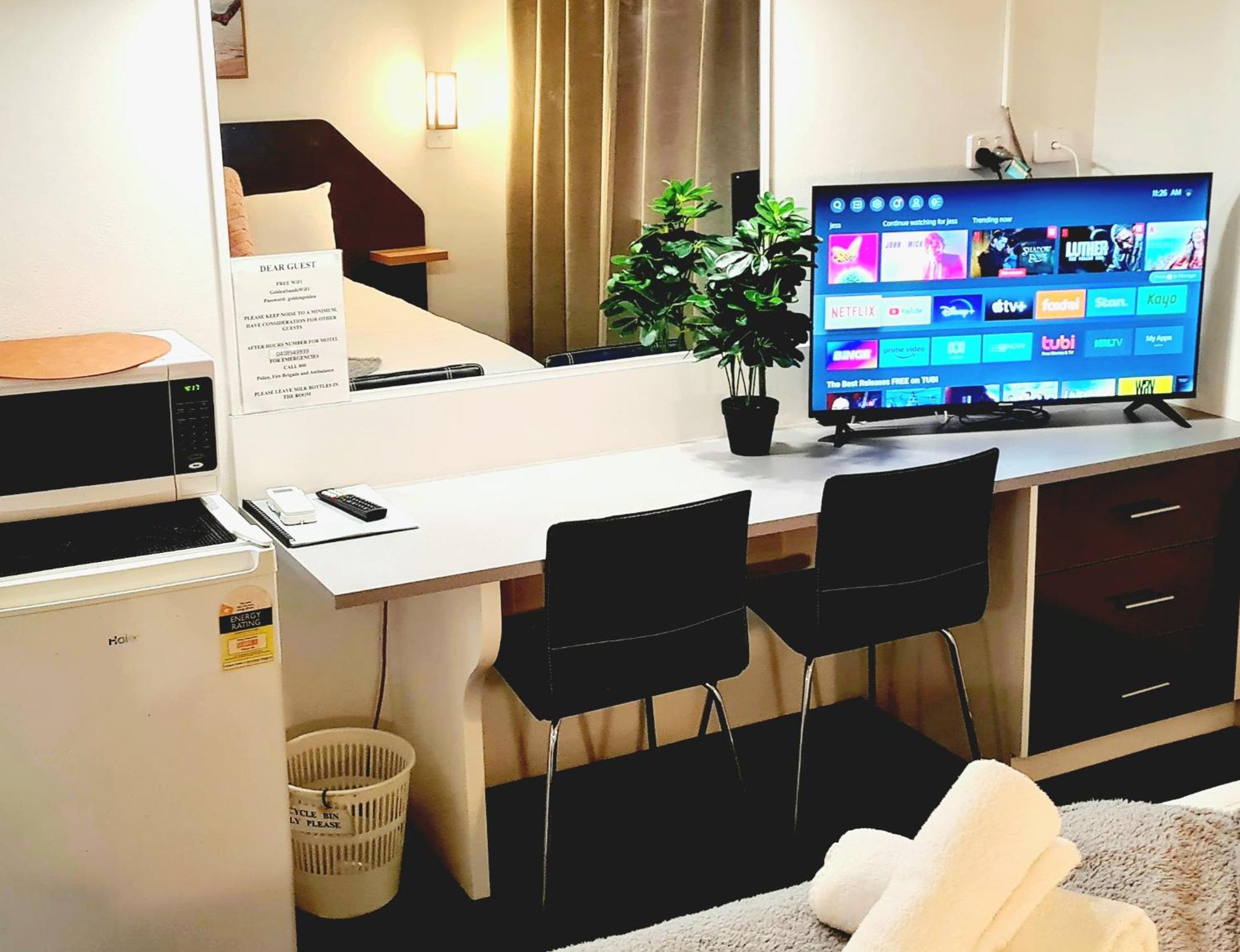 Standard Double Room - Photo 8
