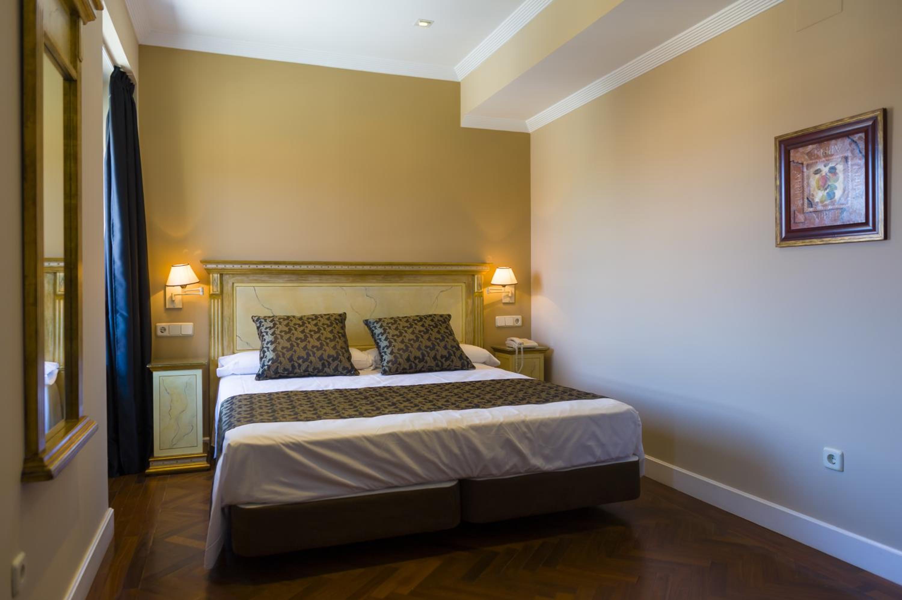 Double Room - Photo 1