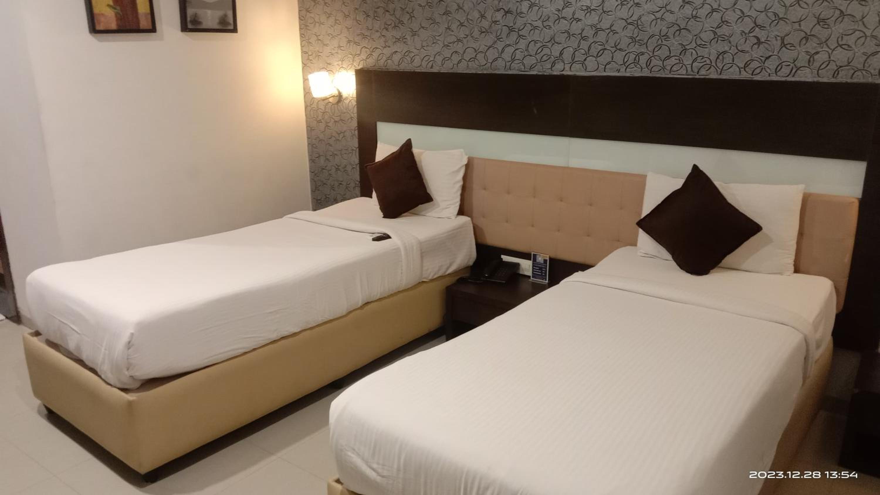 Double Room - Photo 3