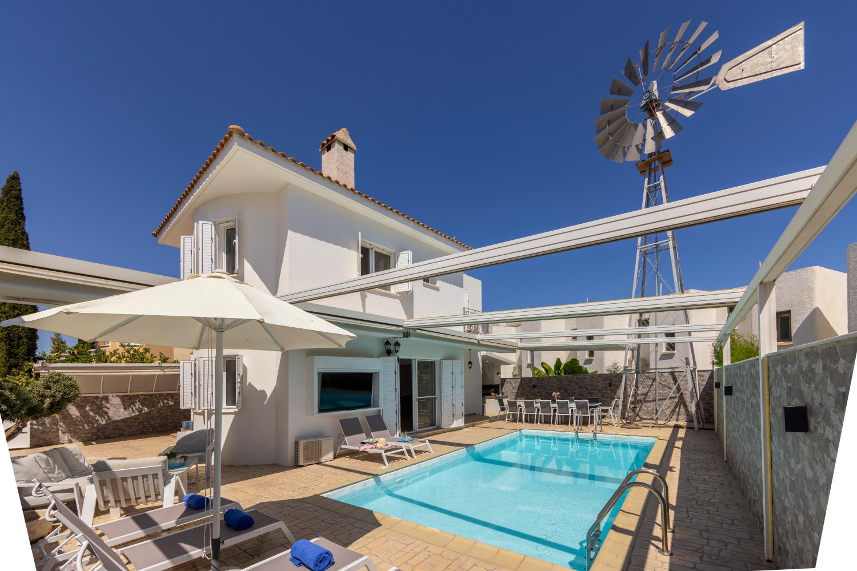 Villa con Piscina Privata