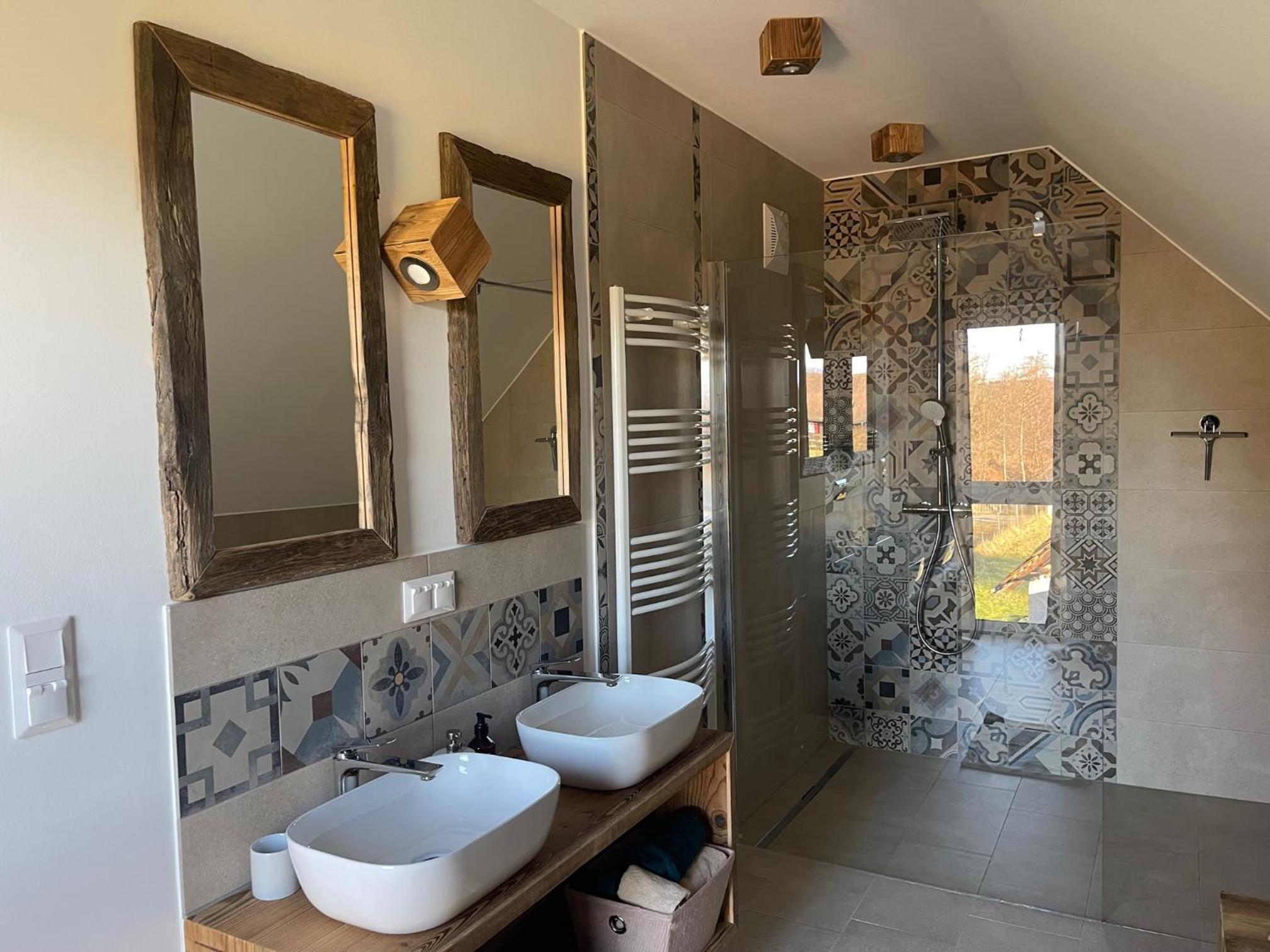 Three-Bedroom Chalet photo 2
