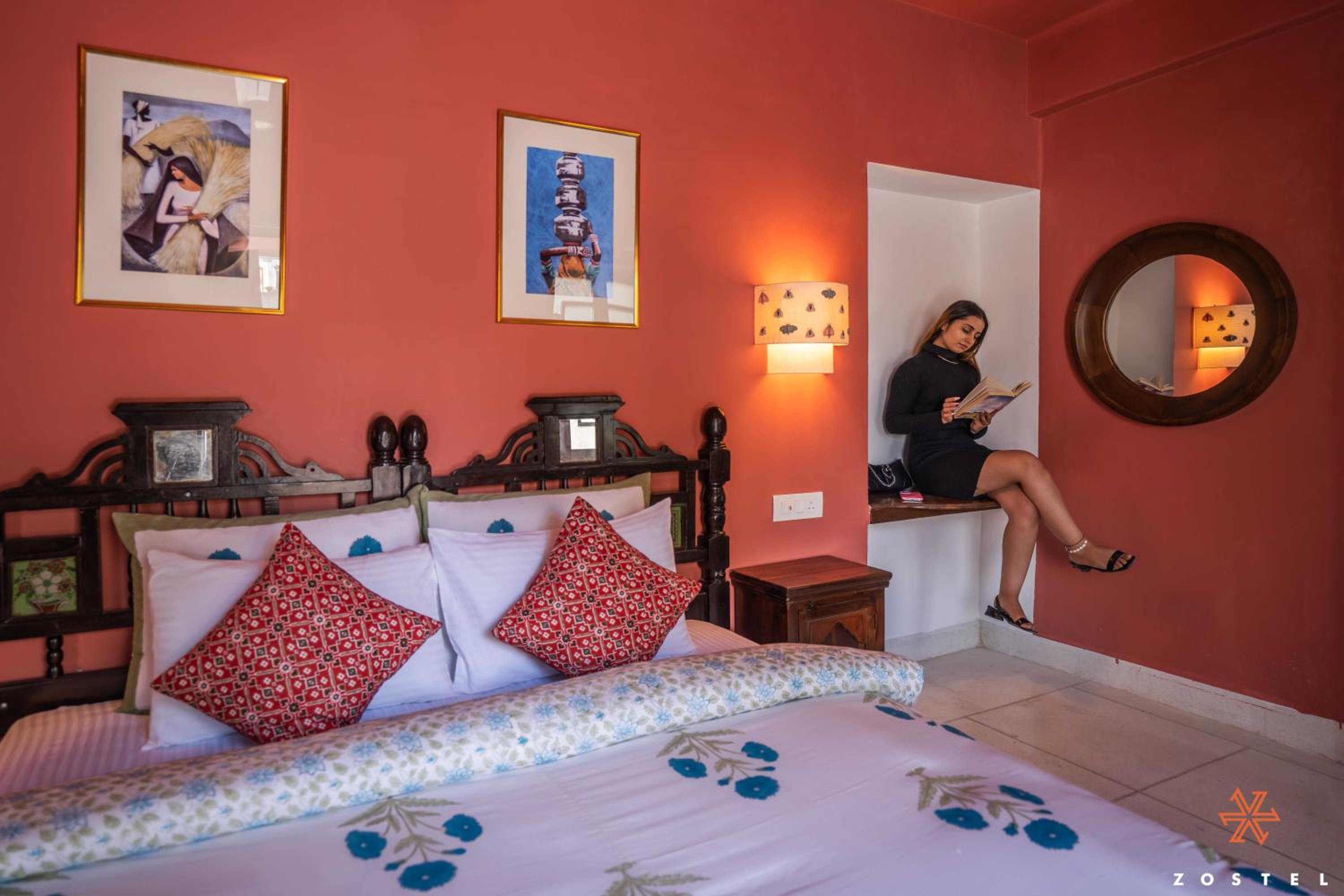 Superior Deluxe Room (with balcony) photo 3