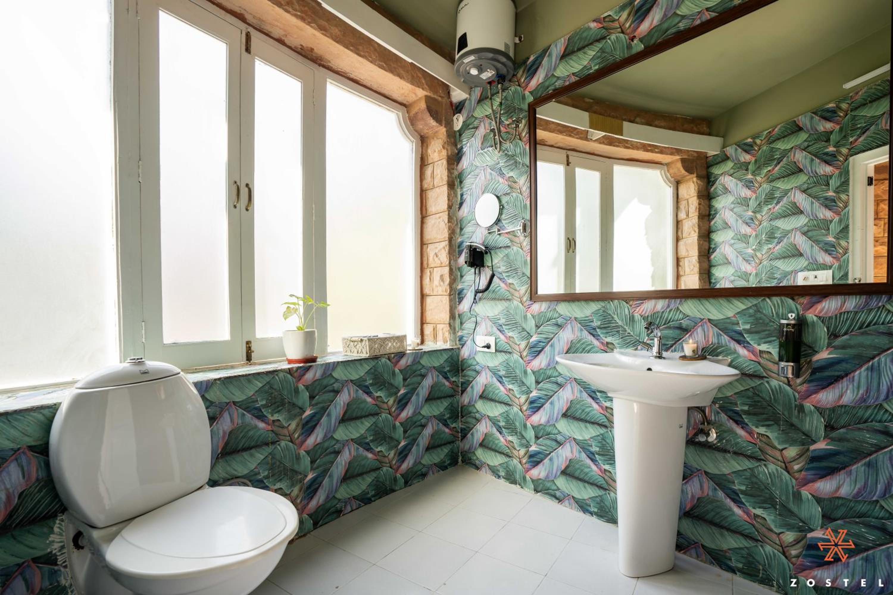 Luxury Suite - Photo 5