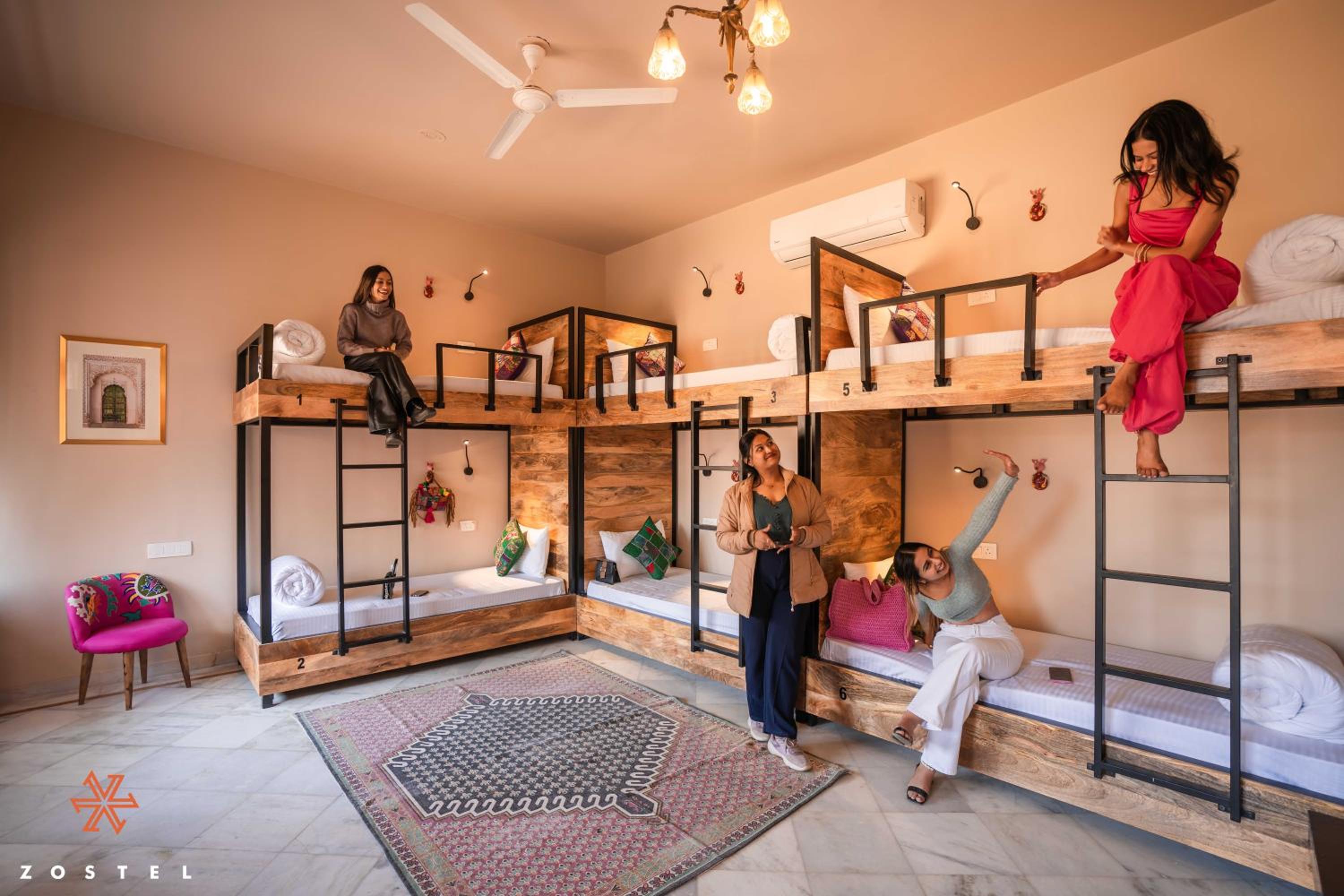 Bed in 6-Bed Female Dormitory Room photo 2