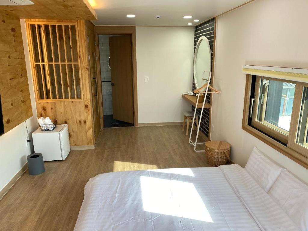 Double Room - Photo 3