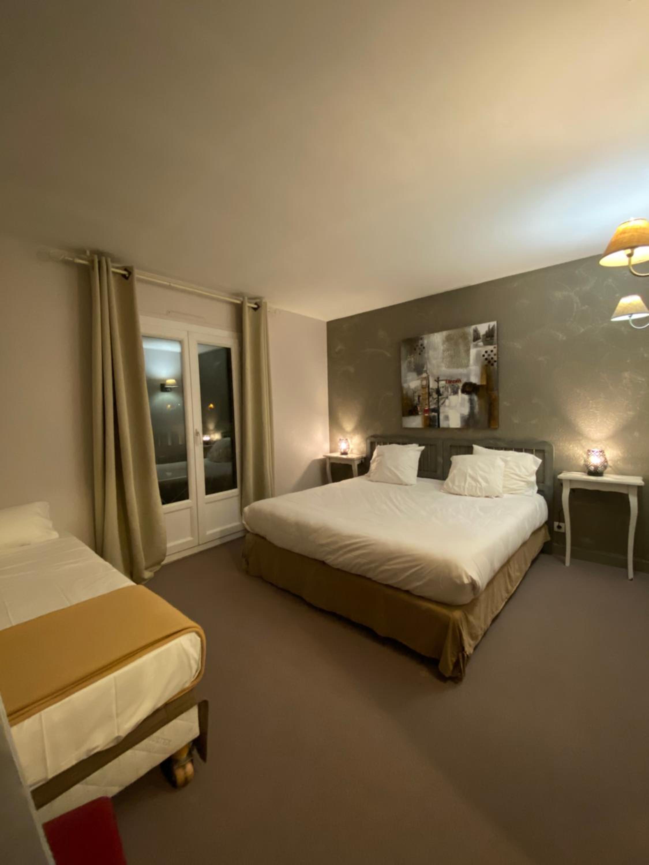 Triple Room with Balcony
