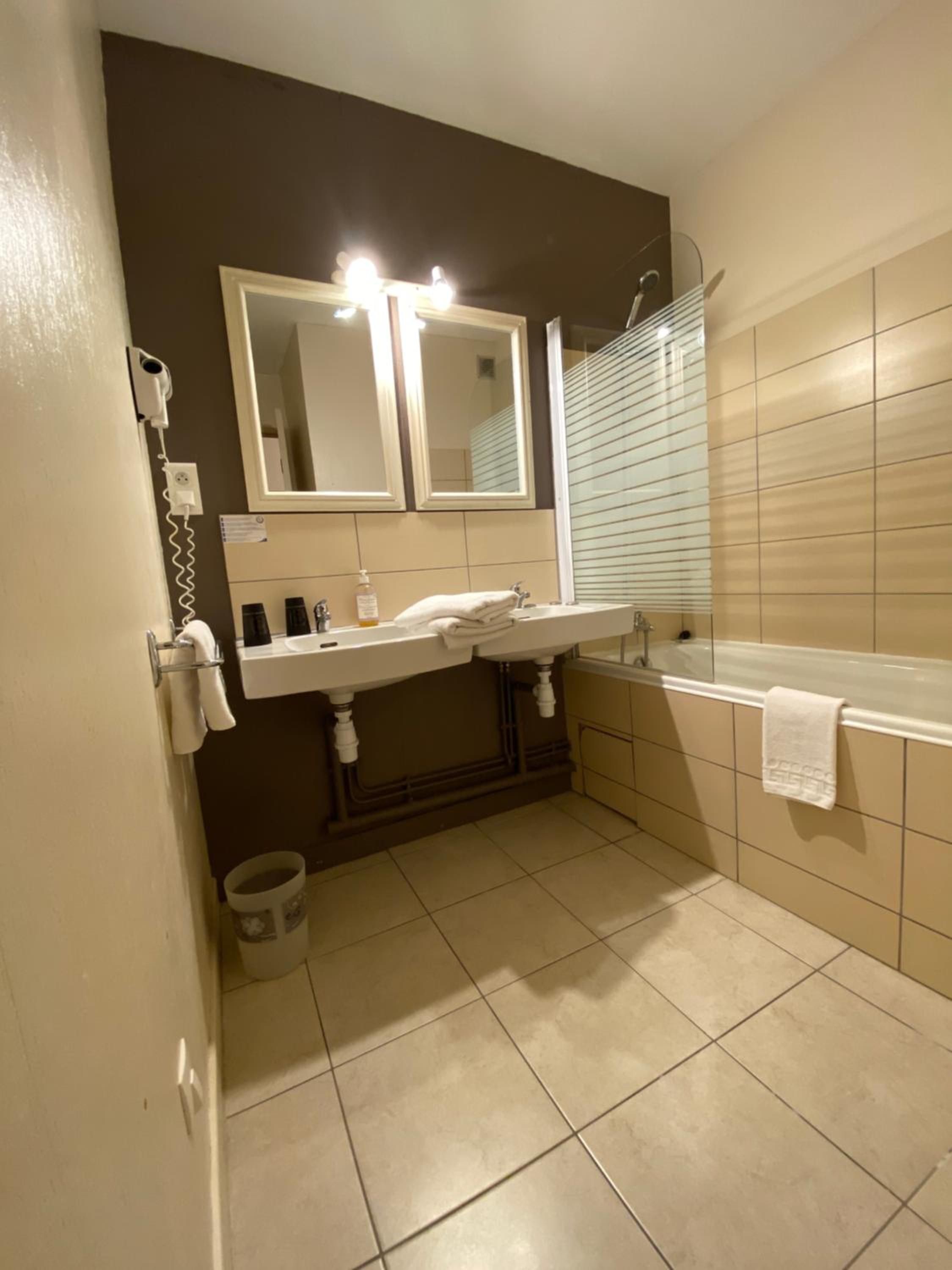 Superior Double Room photo 2