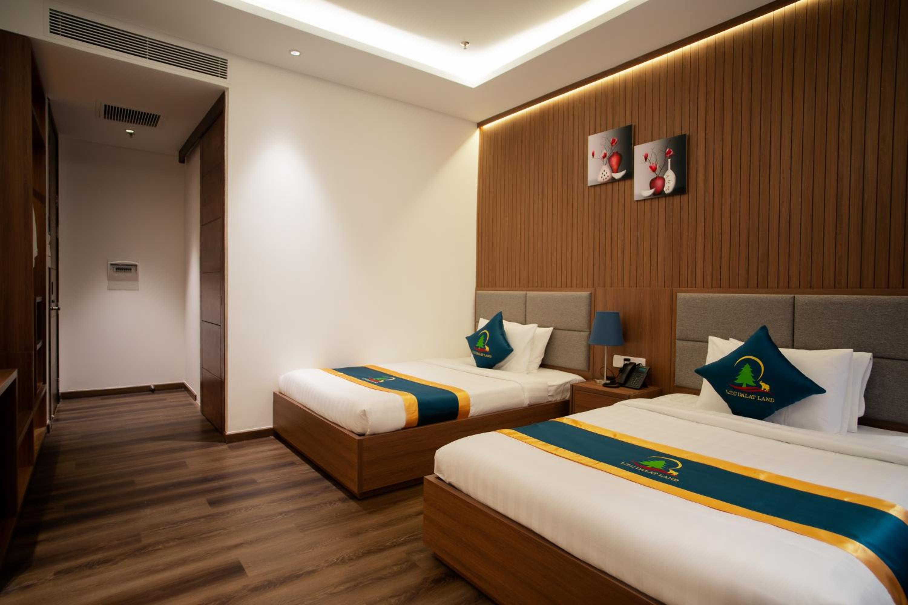 Deluxe Twin Room photo 1