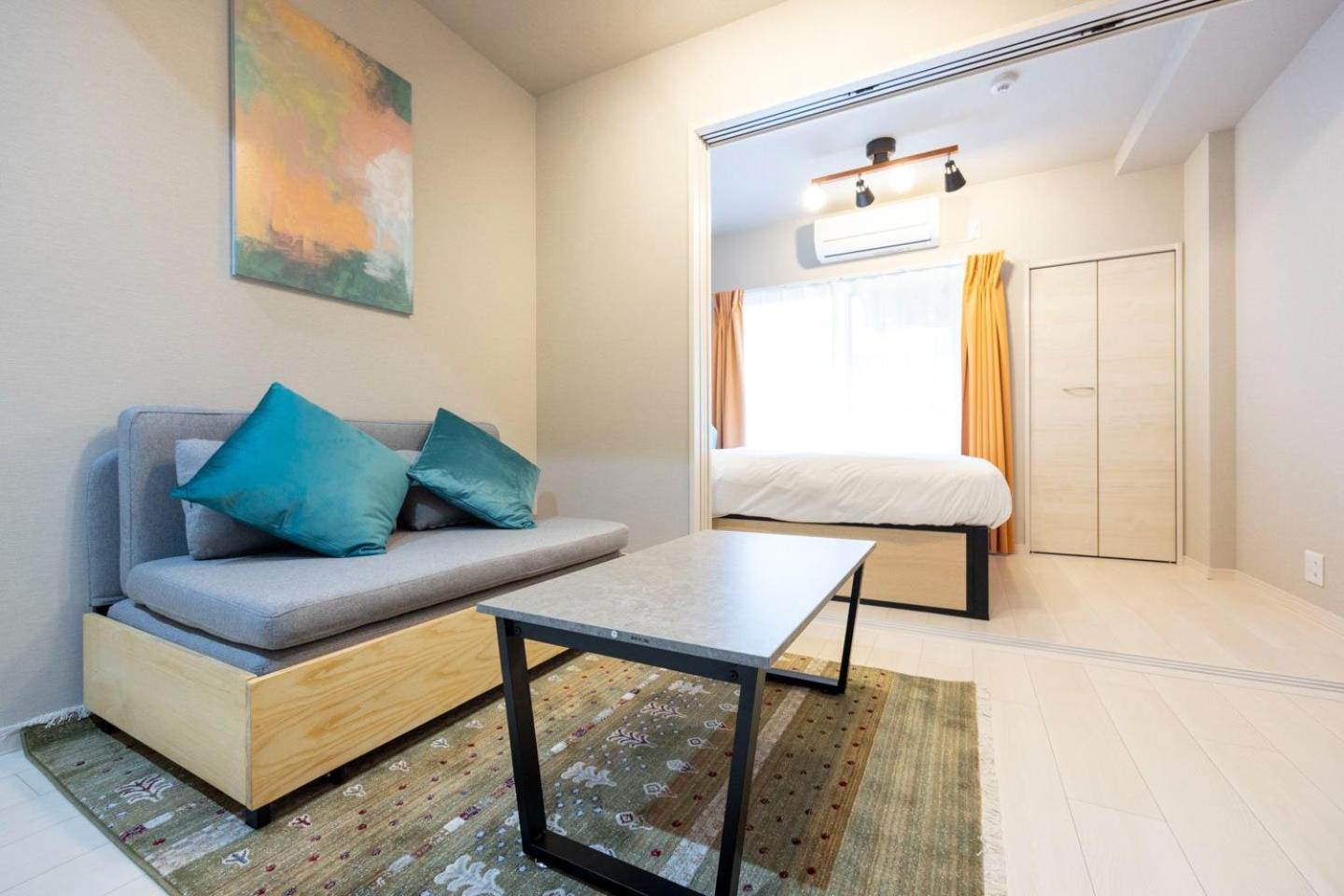 One-Bedroom Apartment photo 2