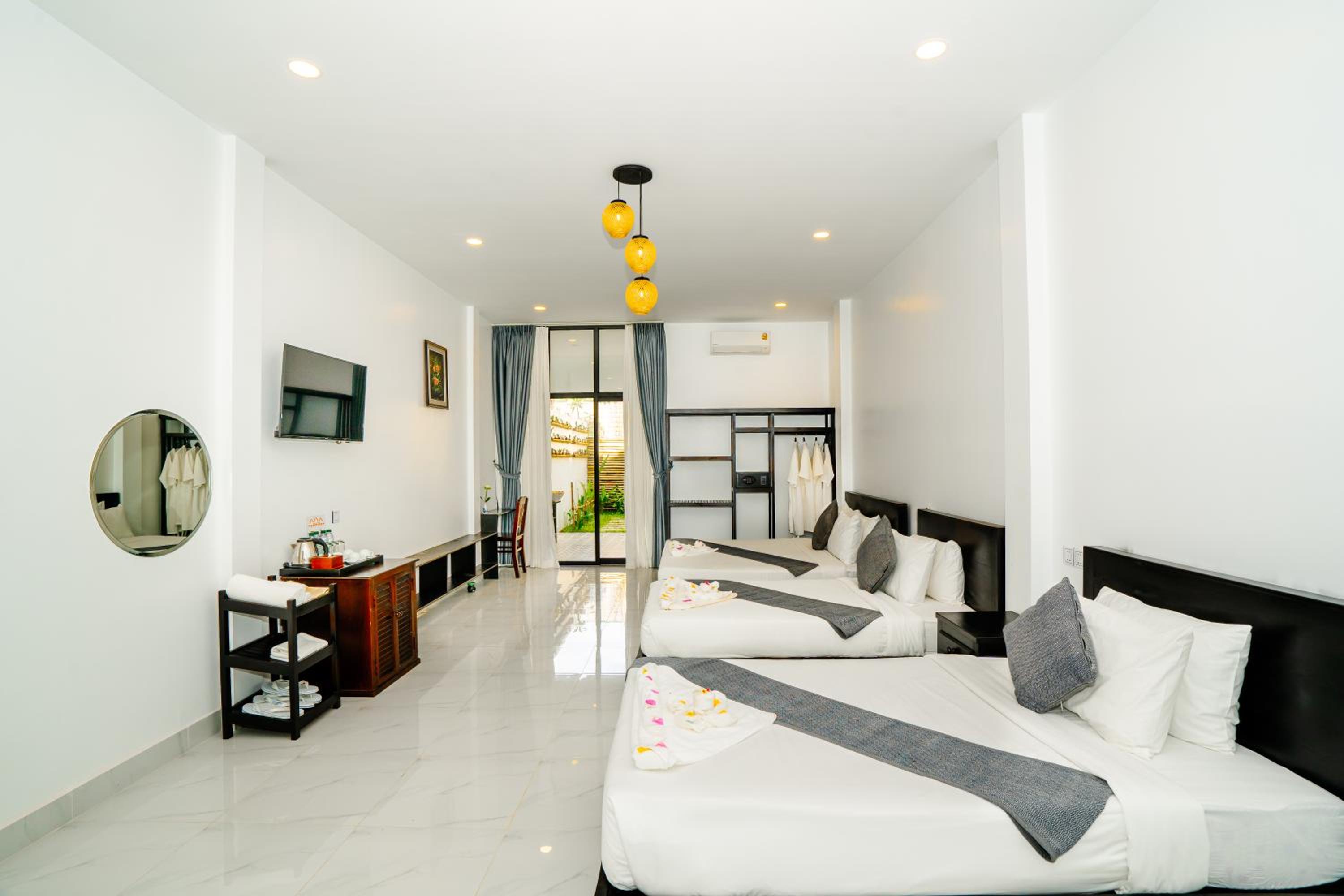 Family Suite - Photo 1