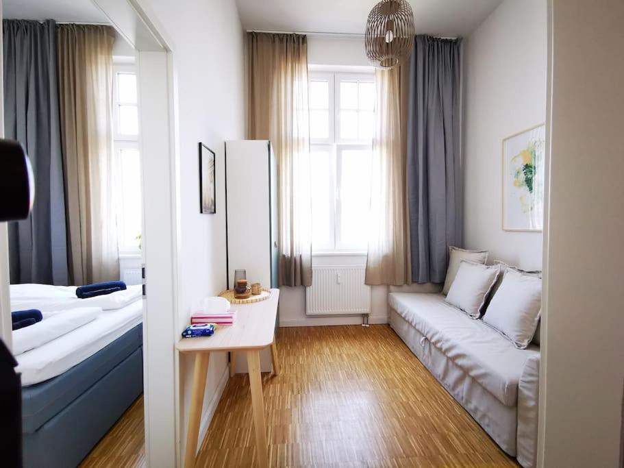 Three-Bedroom Apartment photo 1