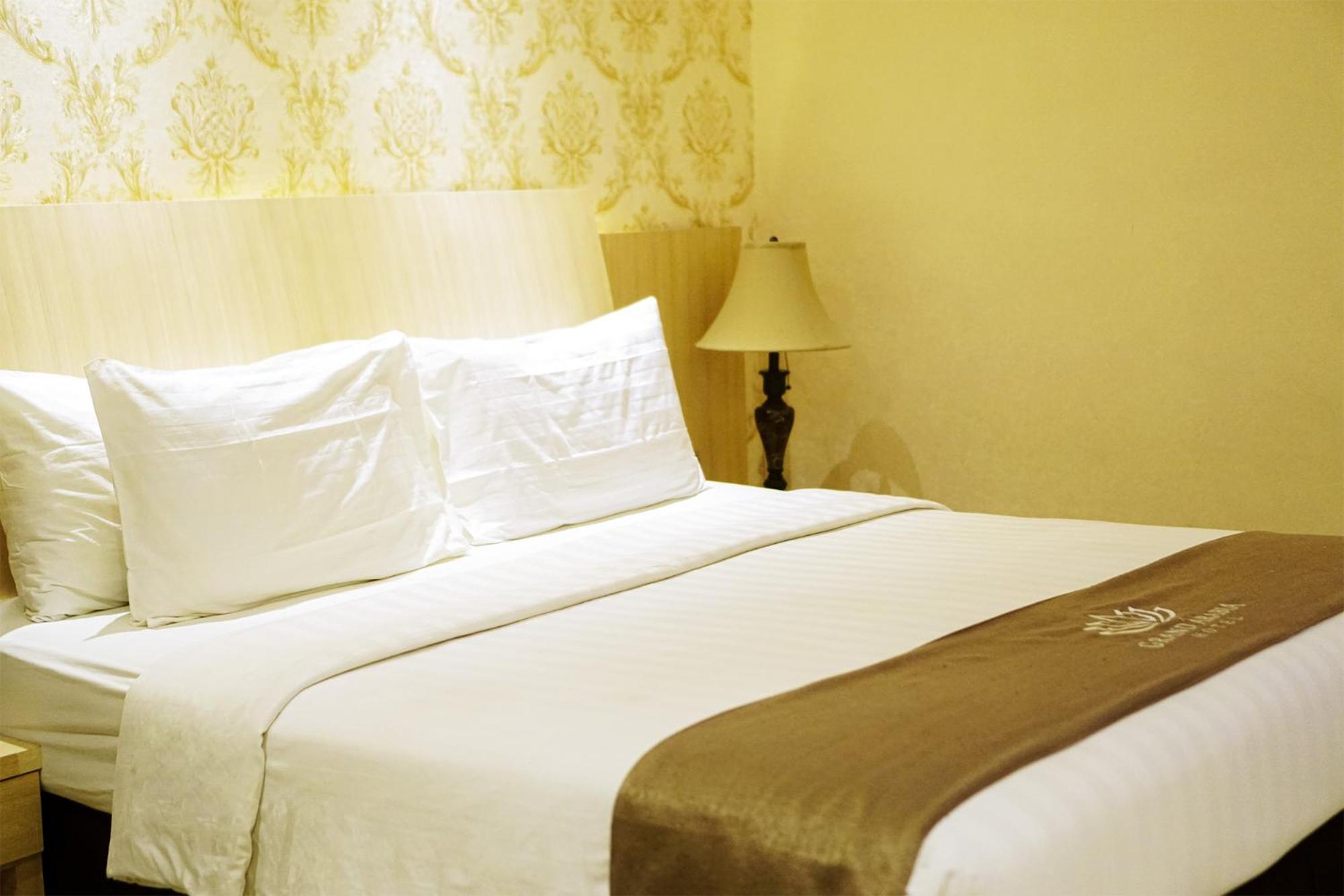 Deluxe Queen Room - Photo 1