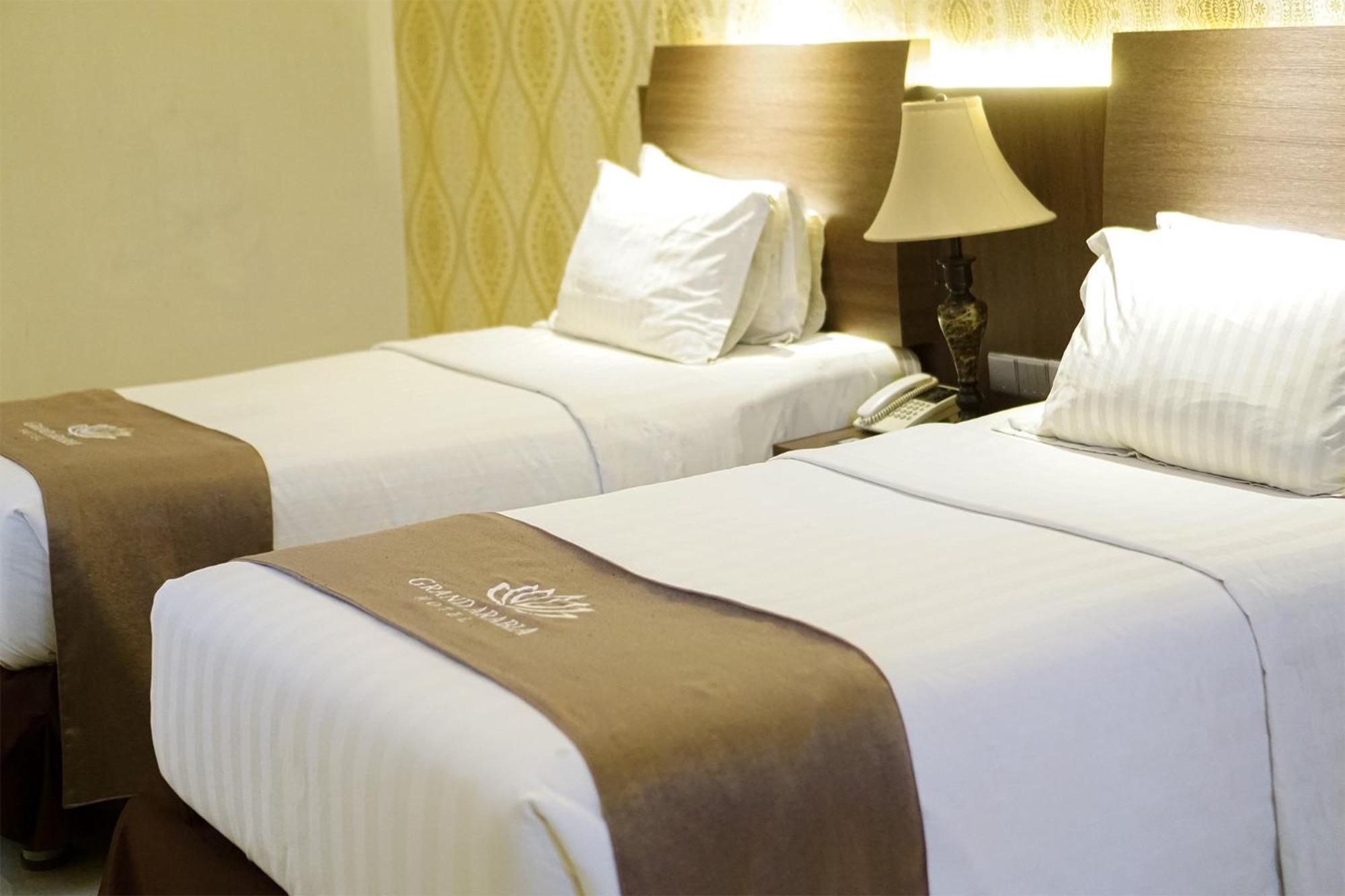 Deluxe Twin Room - Photo 1