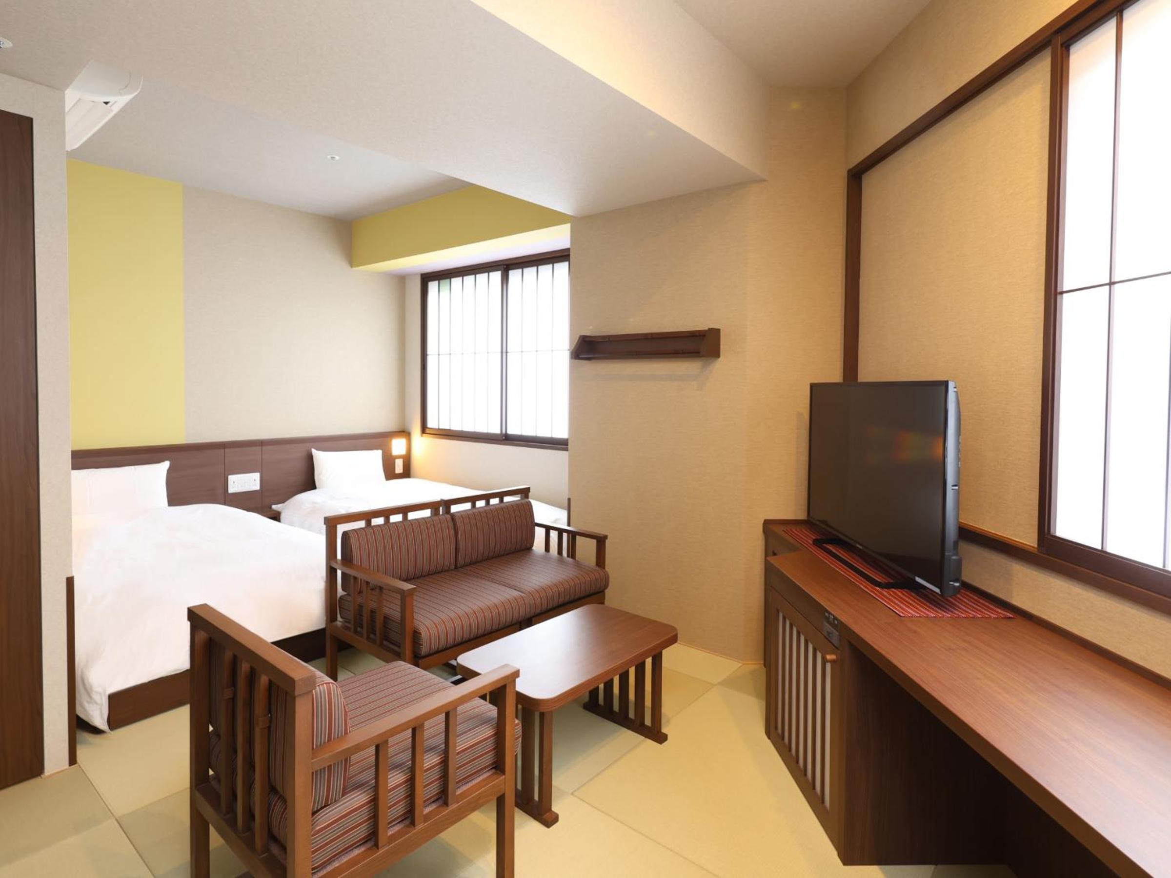 Moderate Triple Room