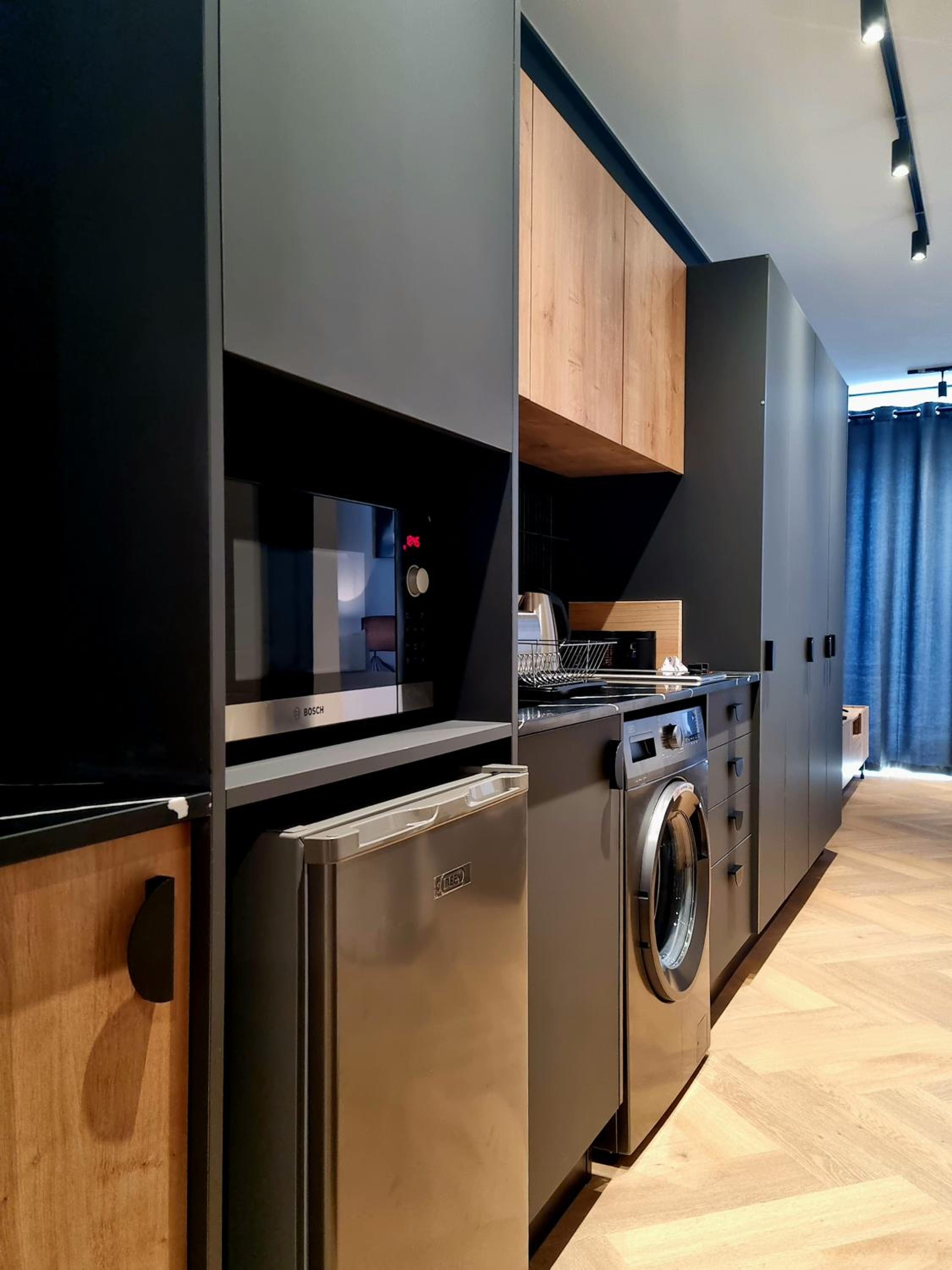 Studio Apartment - Photo 8