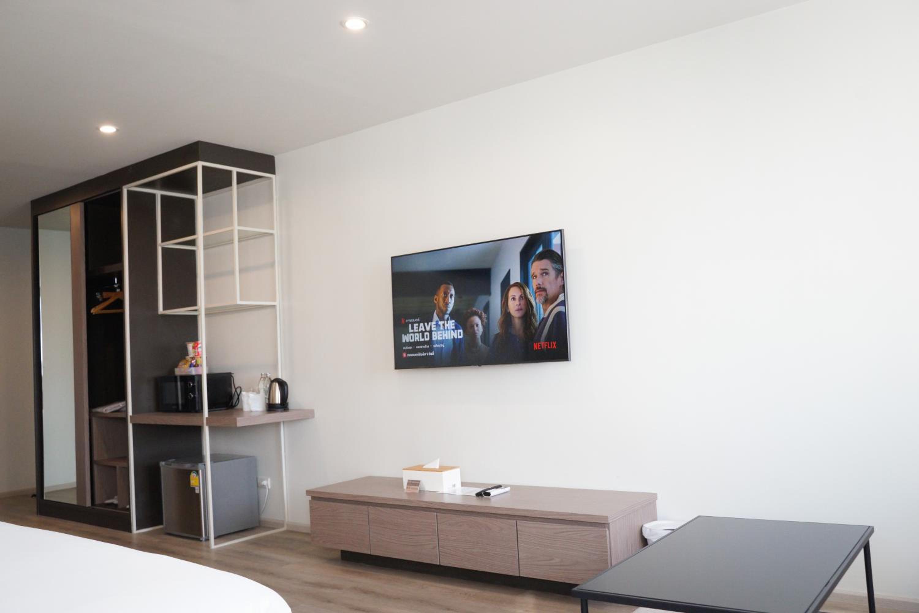 Corner Suites - Photo 6