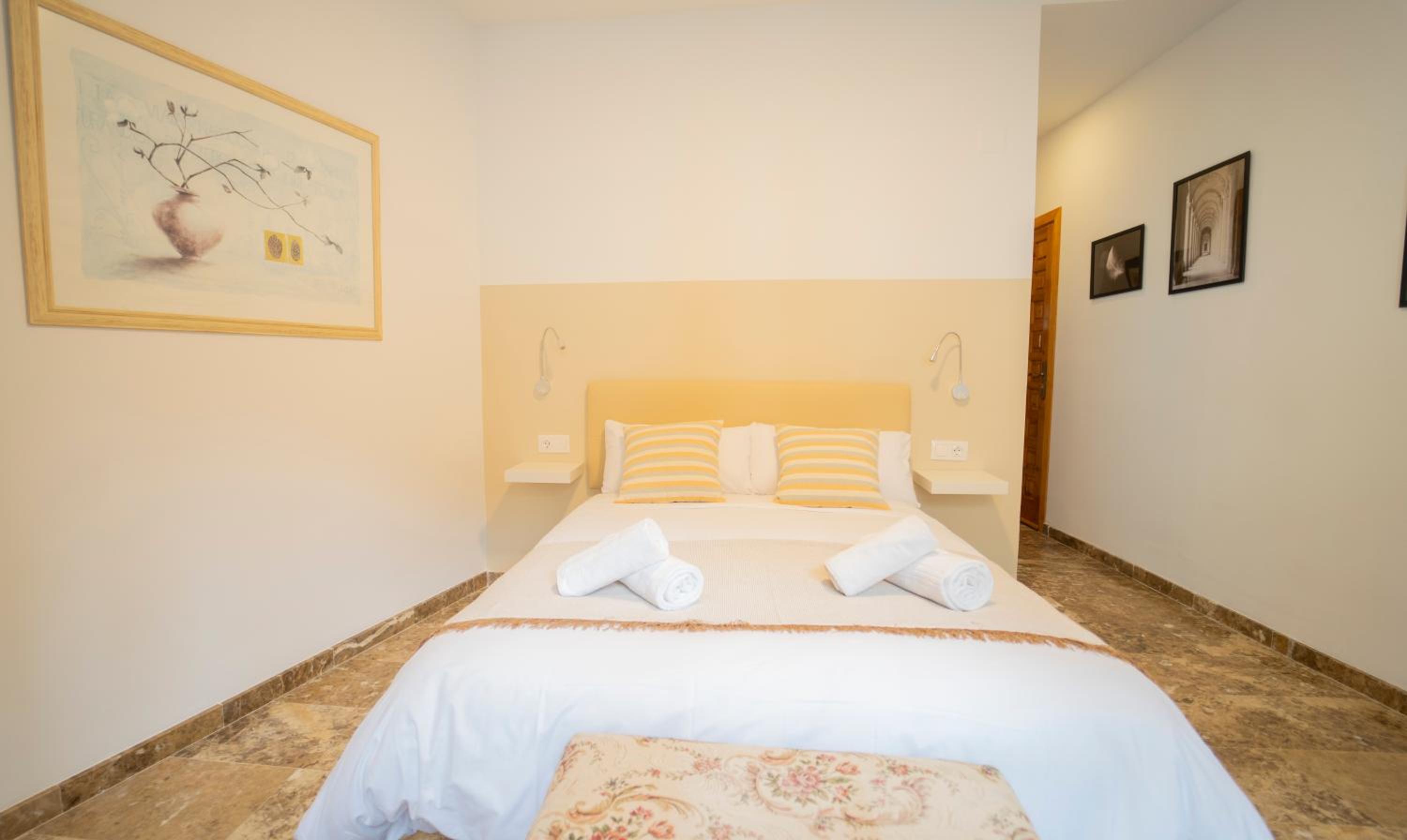 Habitación Doble con Baño Privado