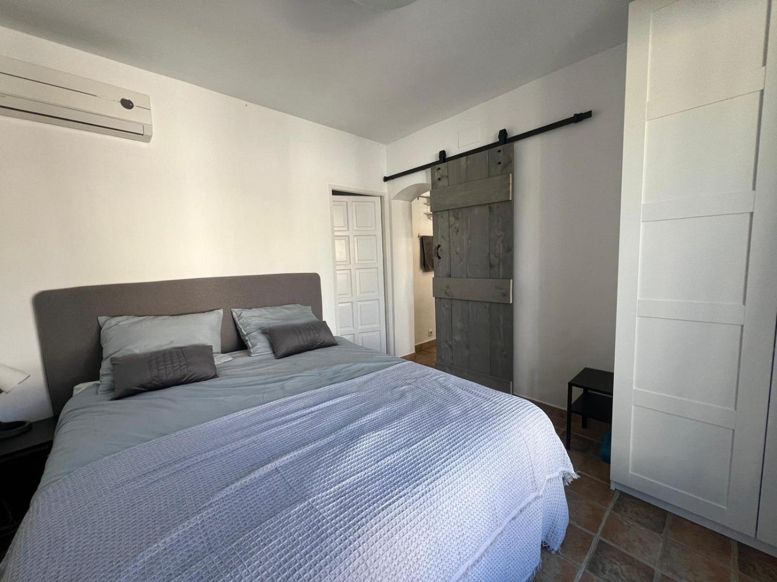 Casa de tres habitaciones