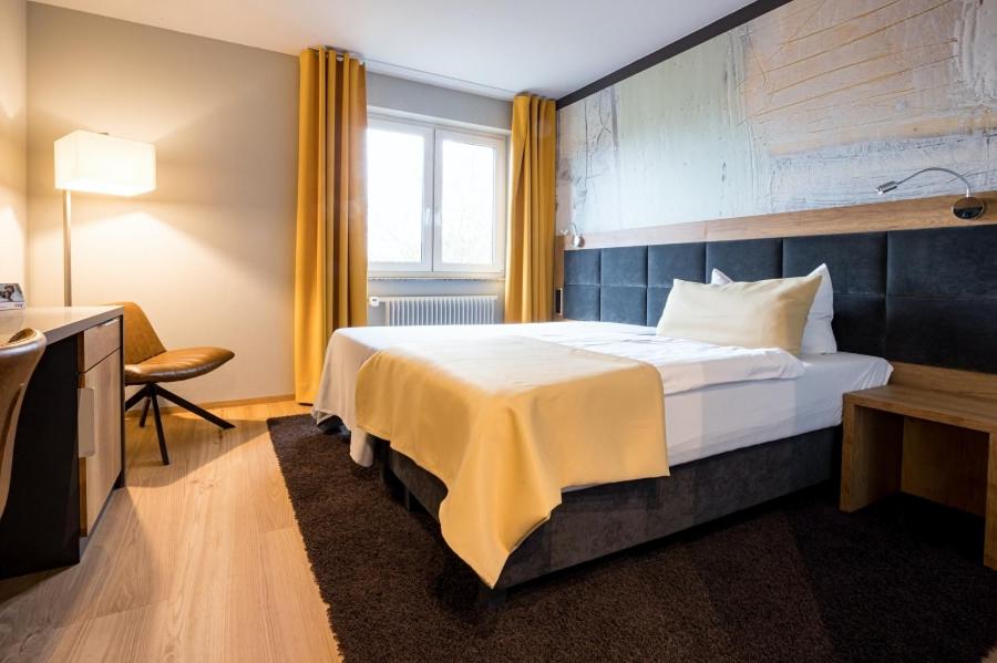 Double Room - Main Building photo 3