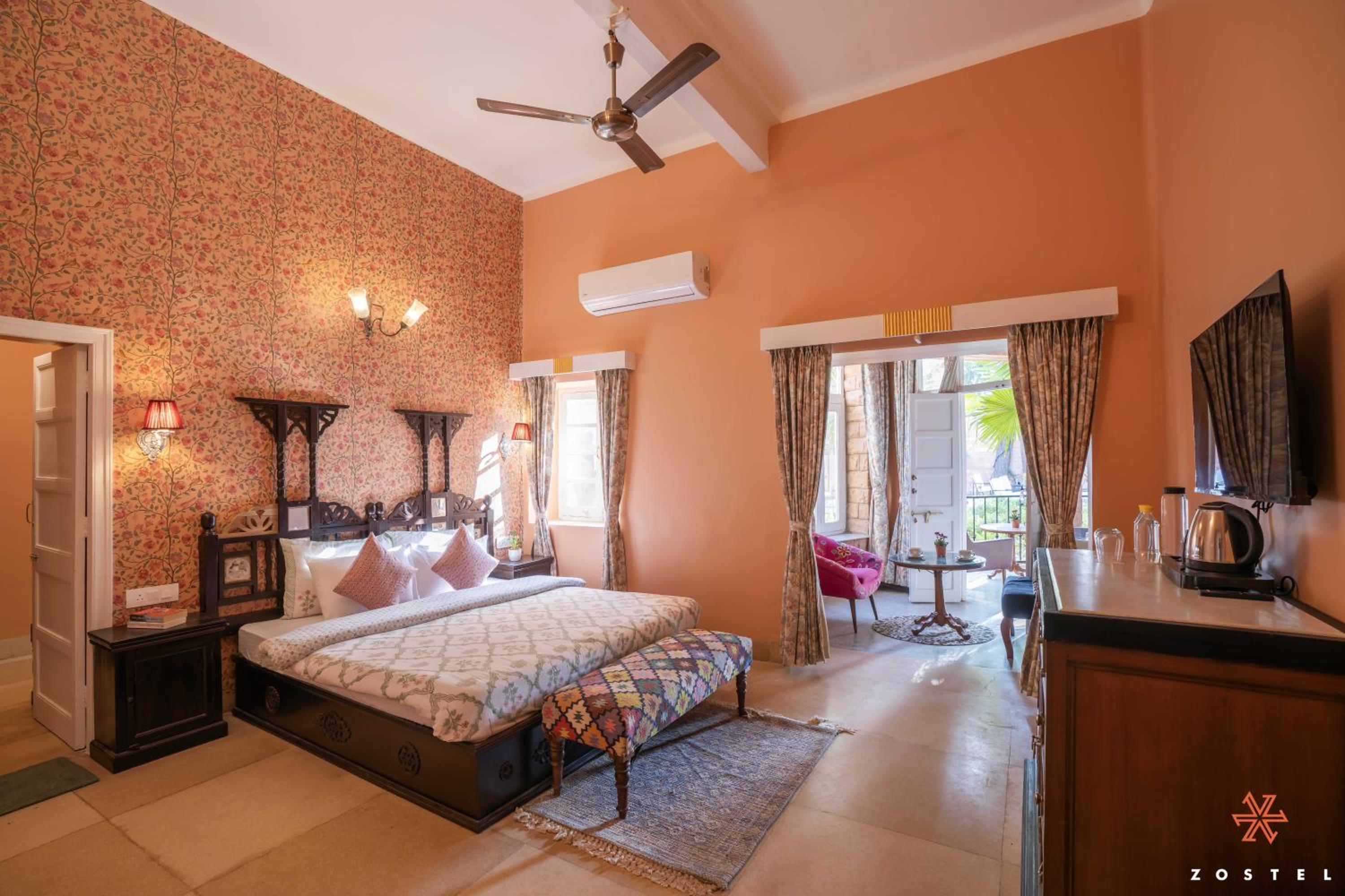 Superior Deluxe Room - Photo 1