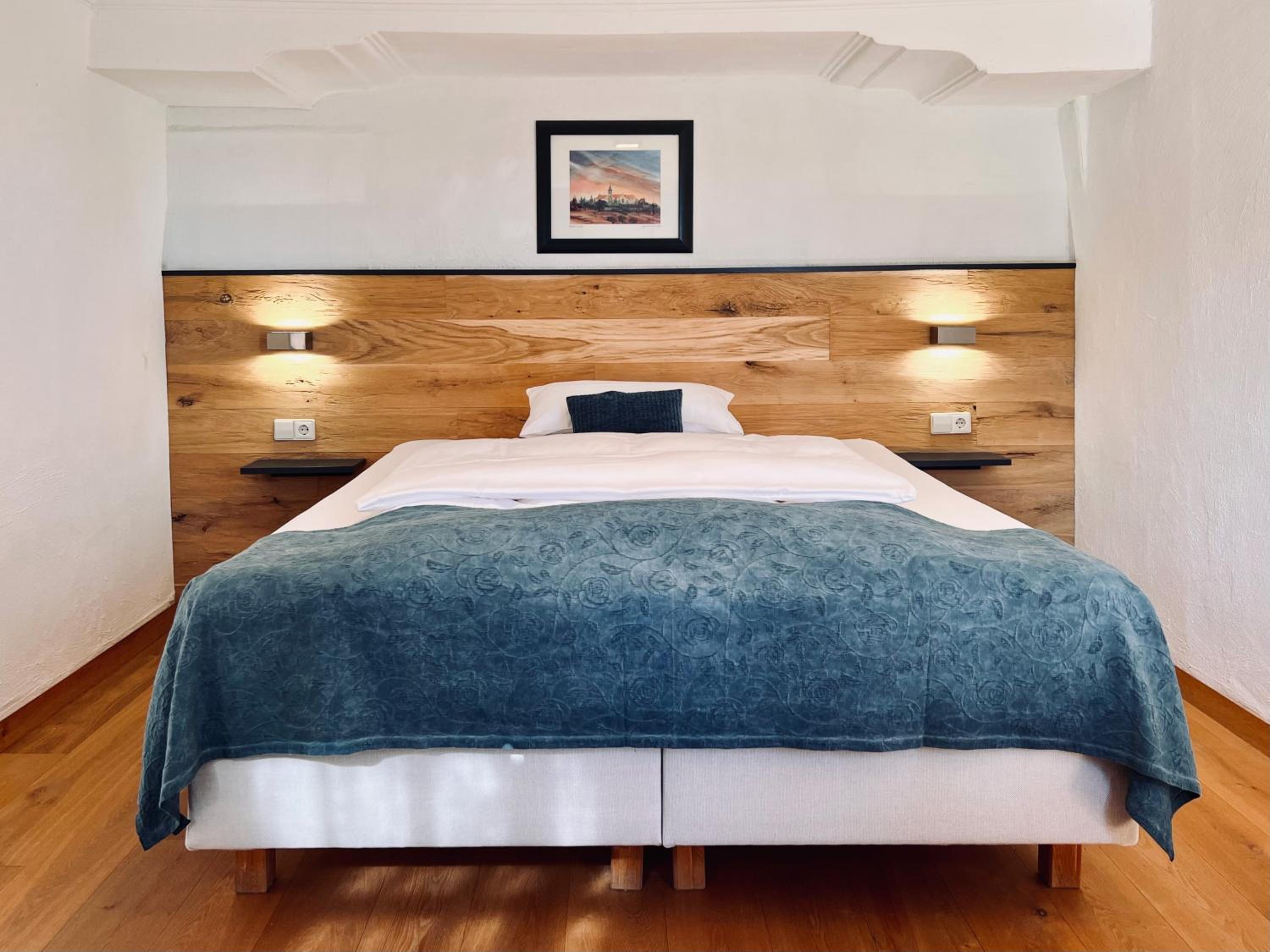 Double Room - Photo 6