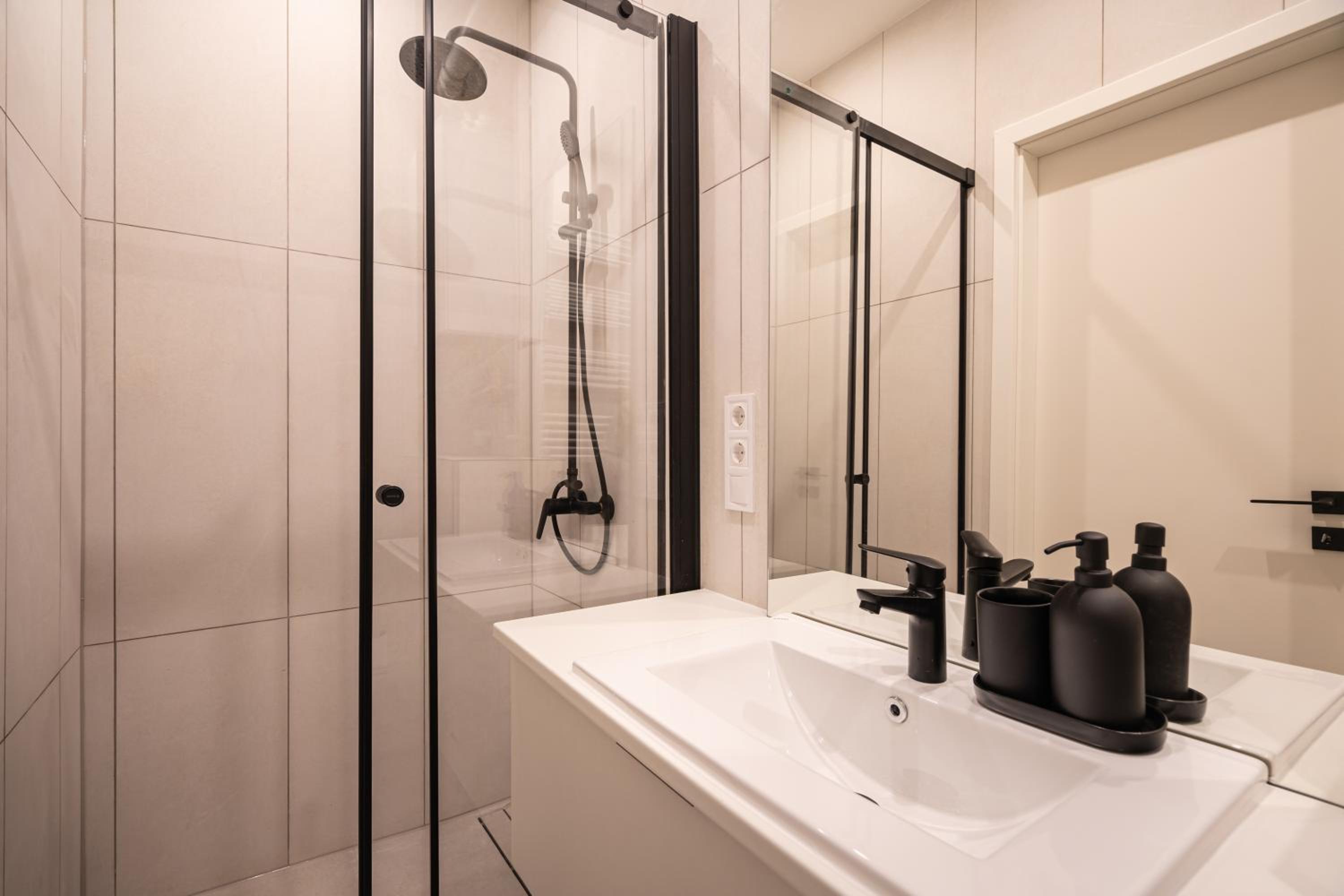 Superior Apartment - Photo 2