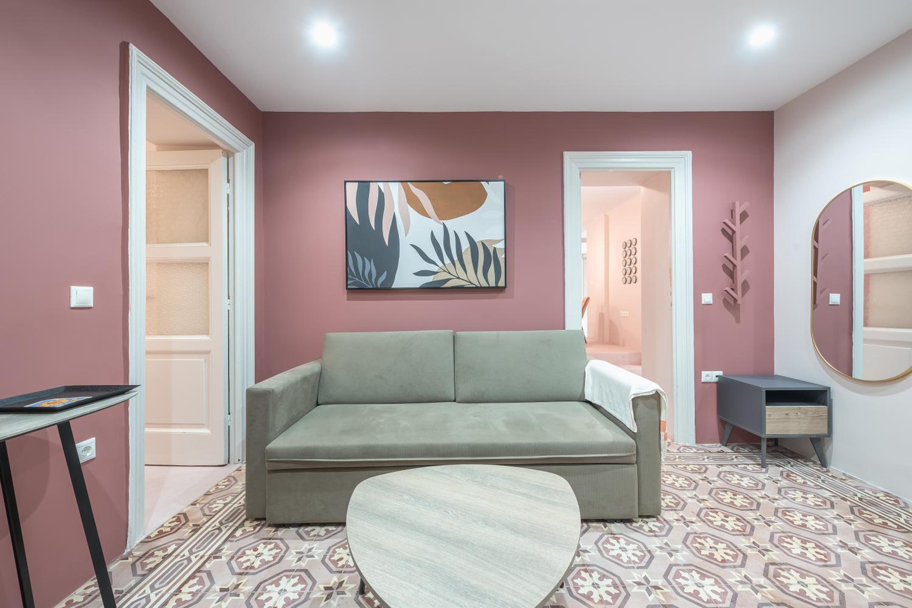 One-Bedroom Apartment