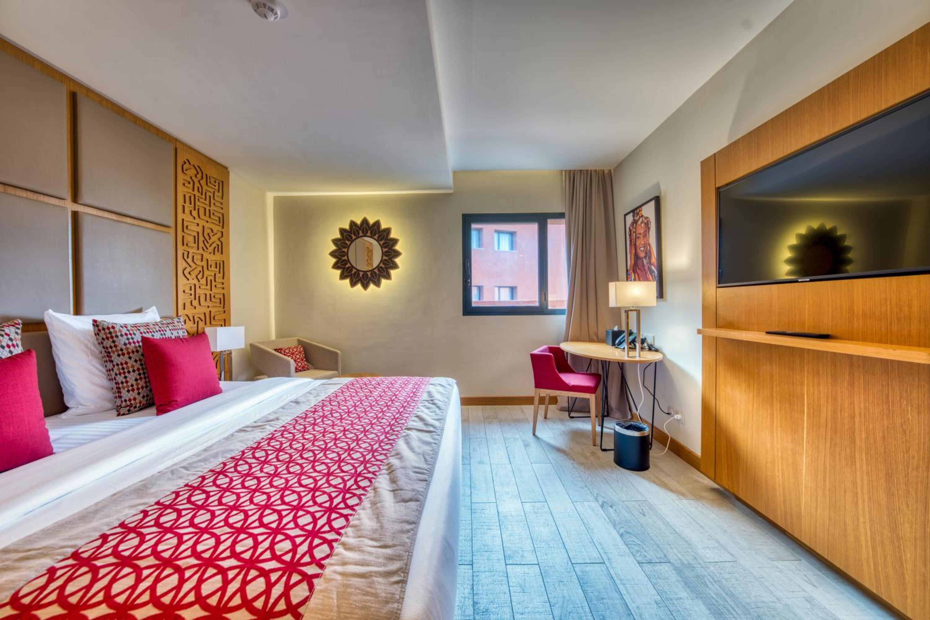 Deluxe Double Room with Balcony photo 1
