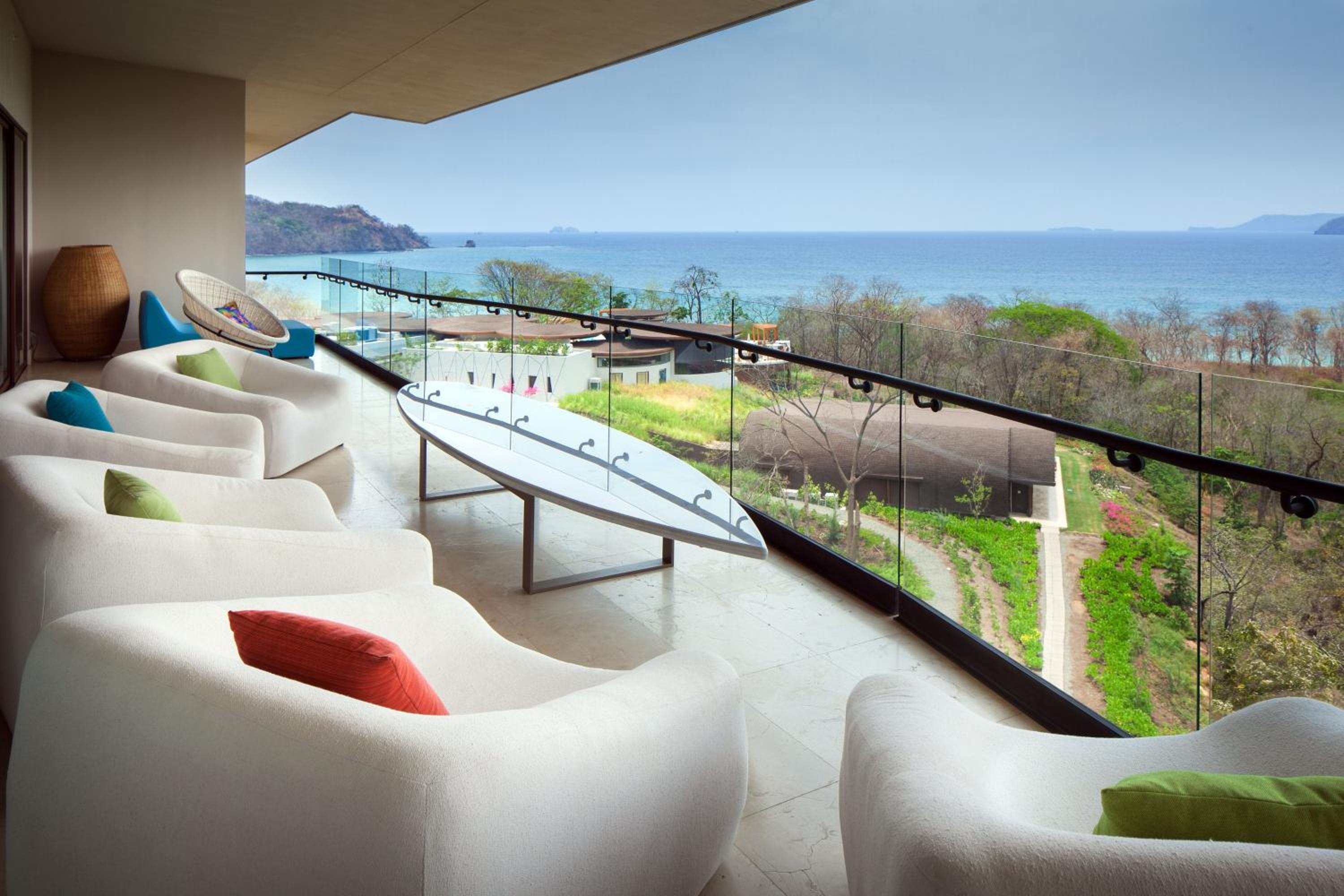 One-Bedroom Escape King Suite with Balcony and Ocean View photo 2