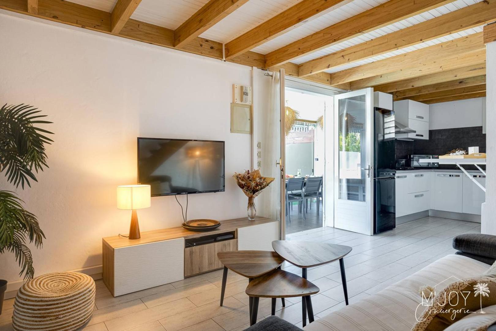 Three-Bedroom House photo 1