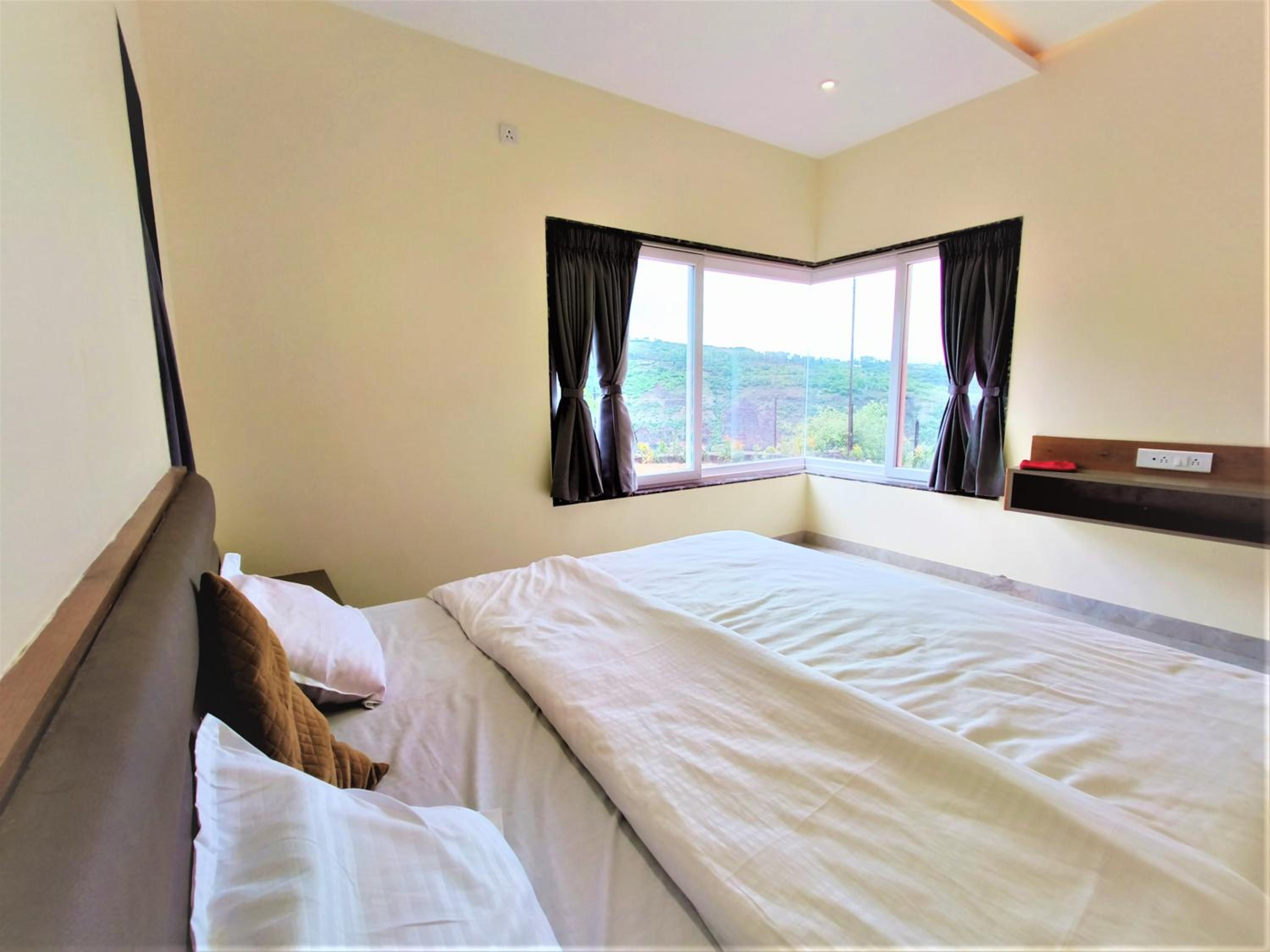 Two-Bedroom House photo 1