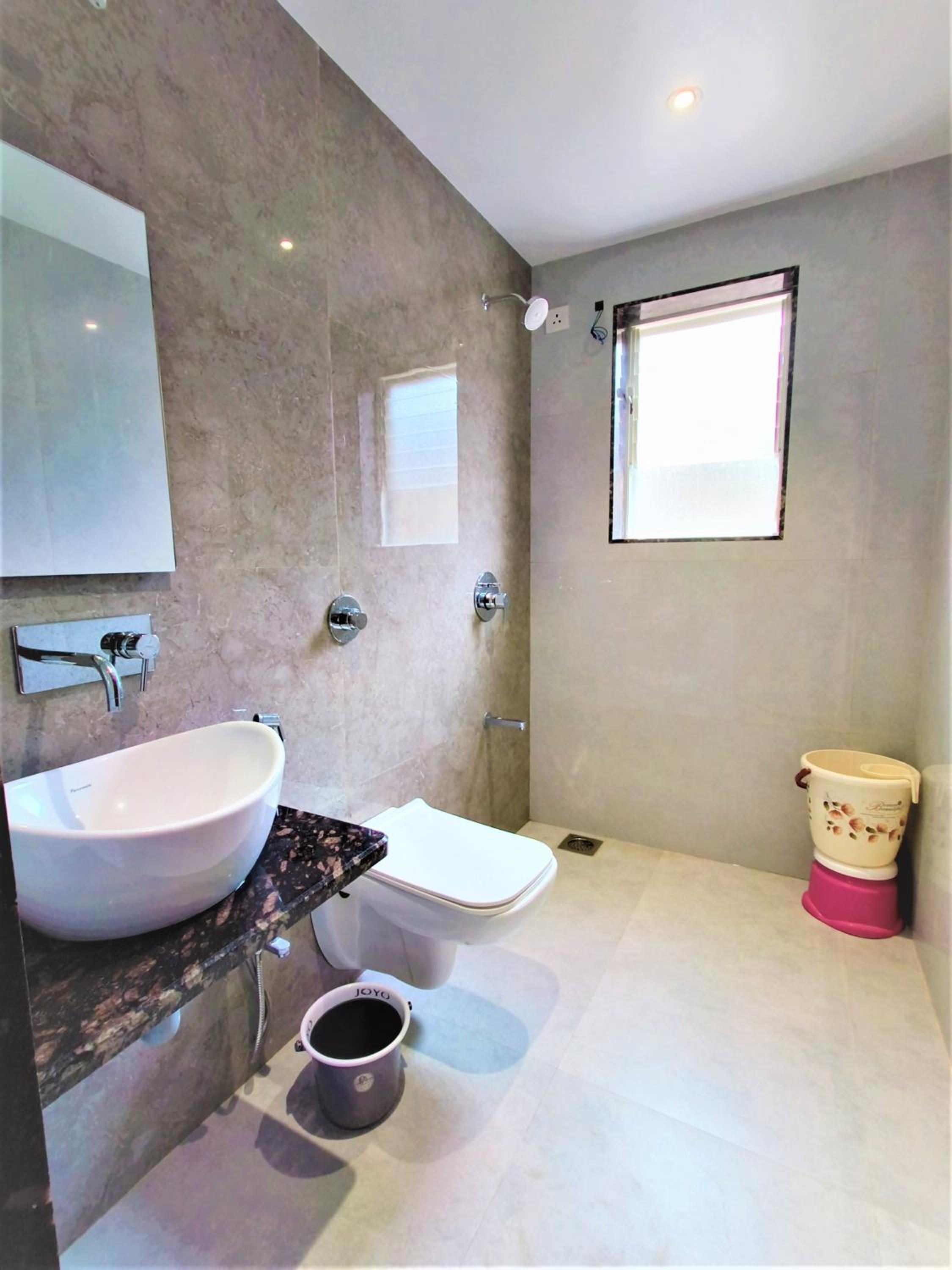 Two-Bedroom House photo 3
