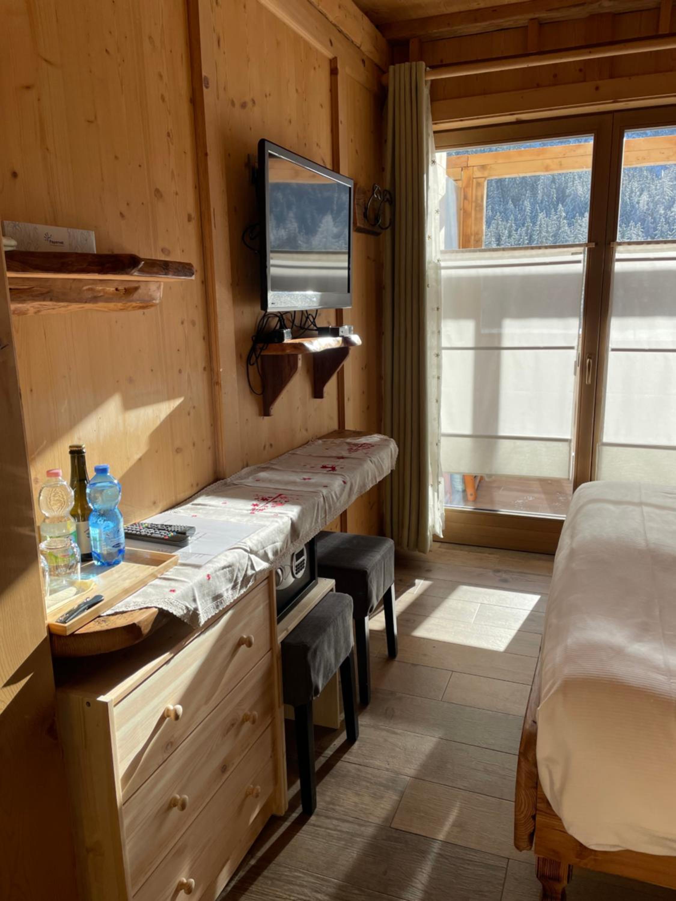 Double Room - Photo 2