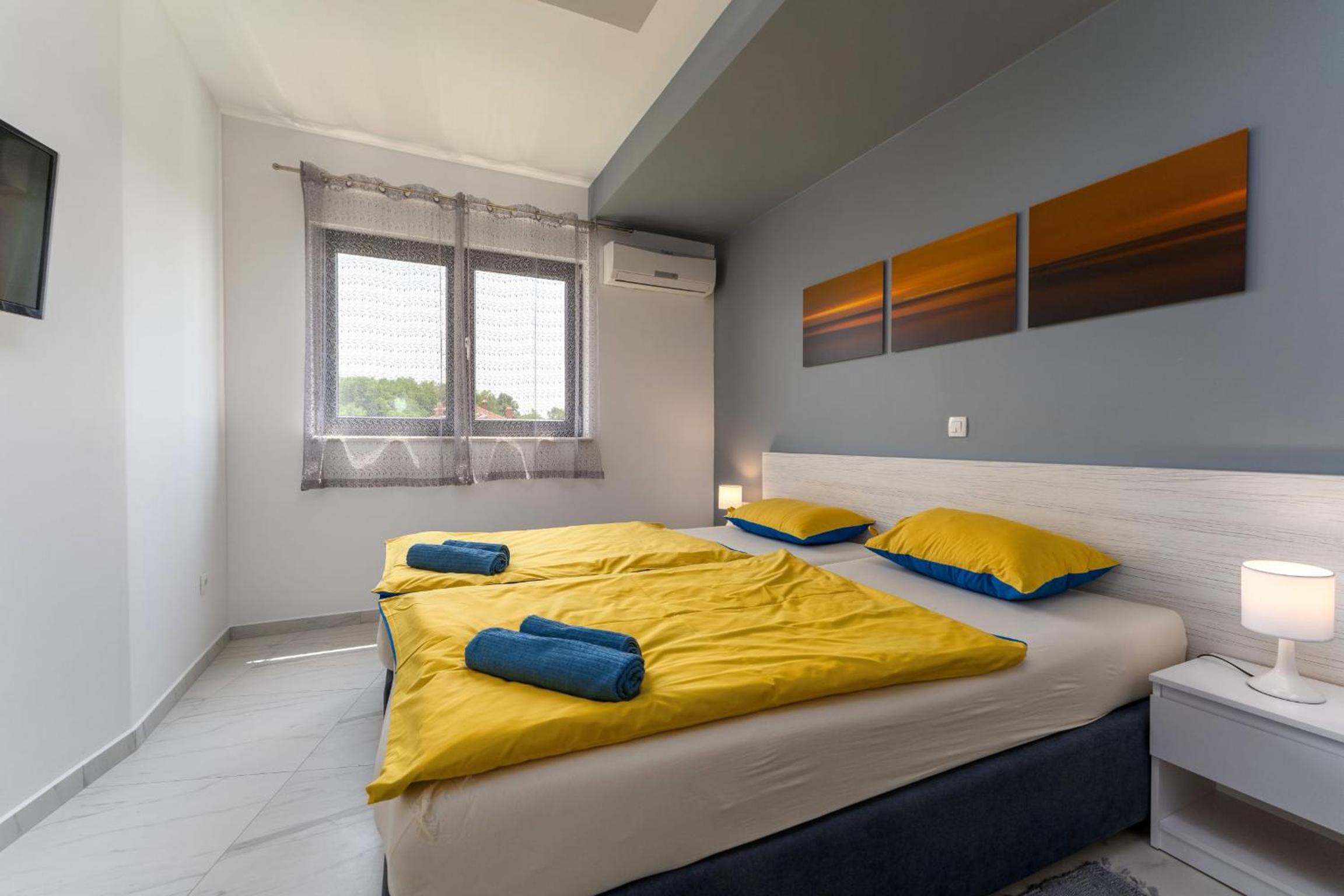 Villa photo 1