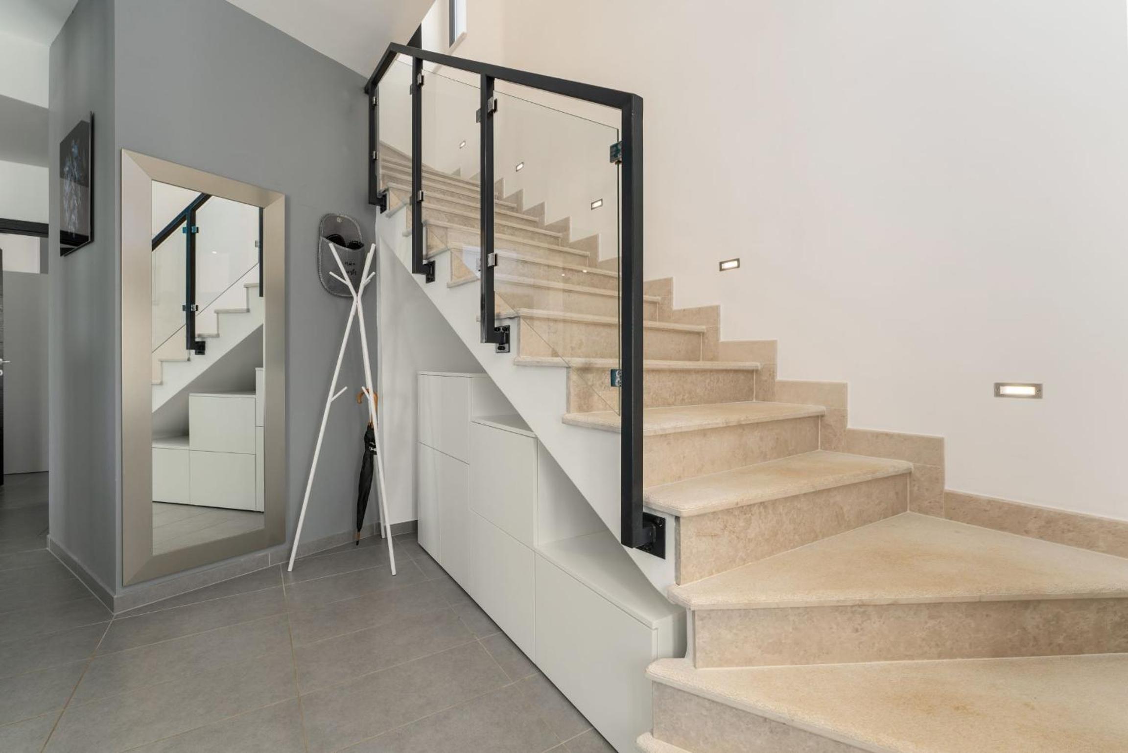 Villa photo 3