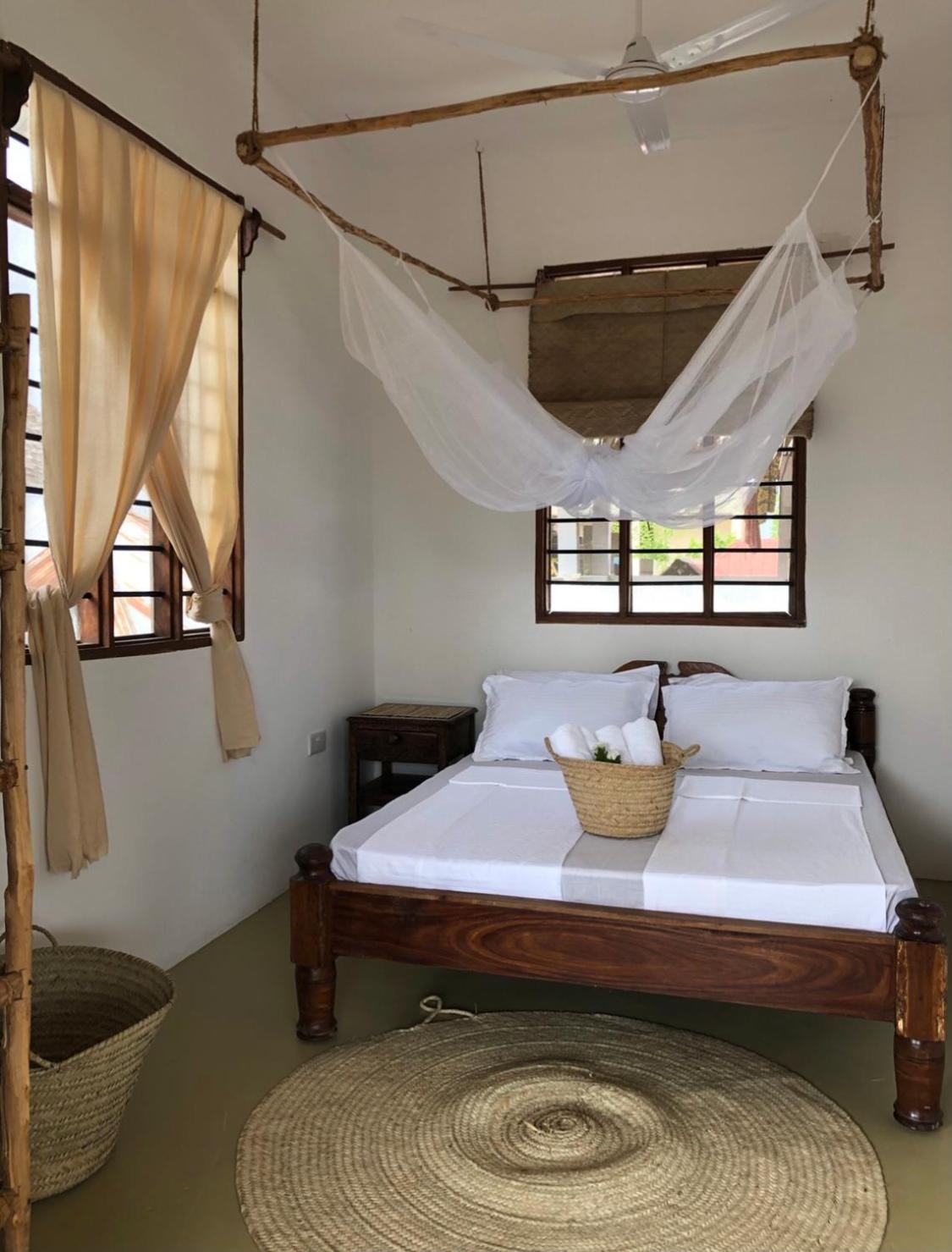 Standard Double Room with Shared Bathroom photo 1