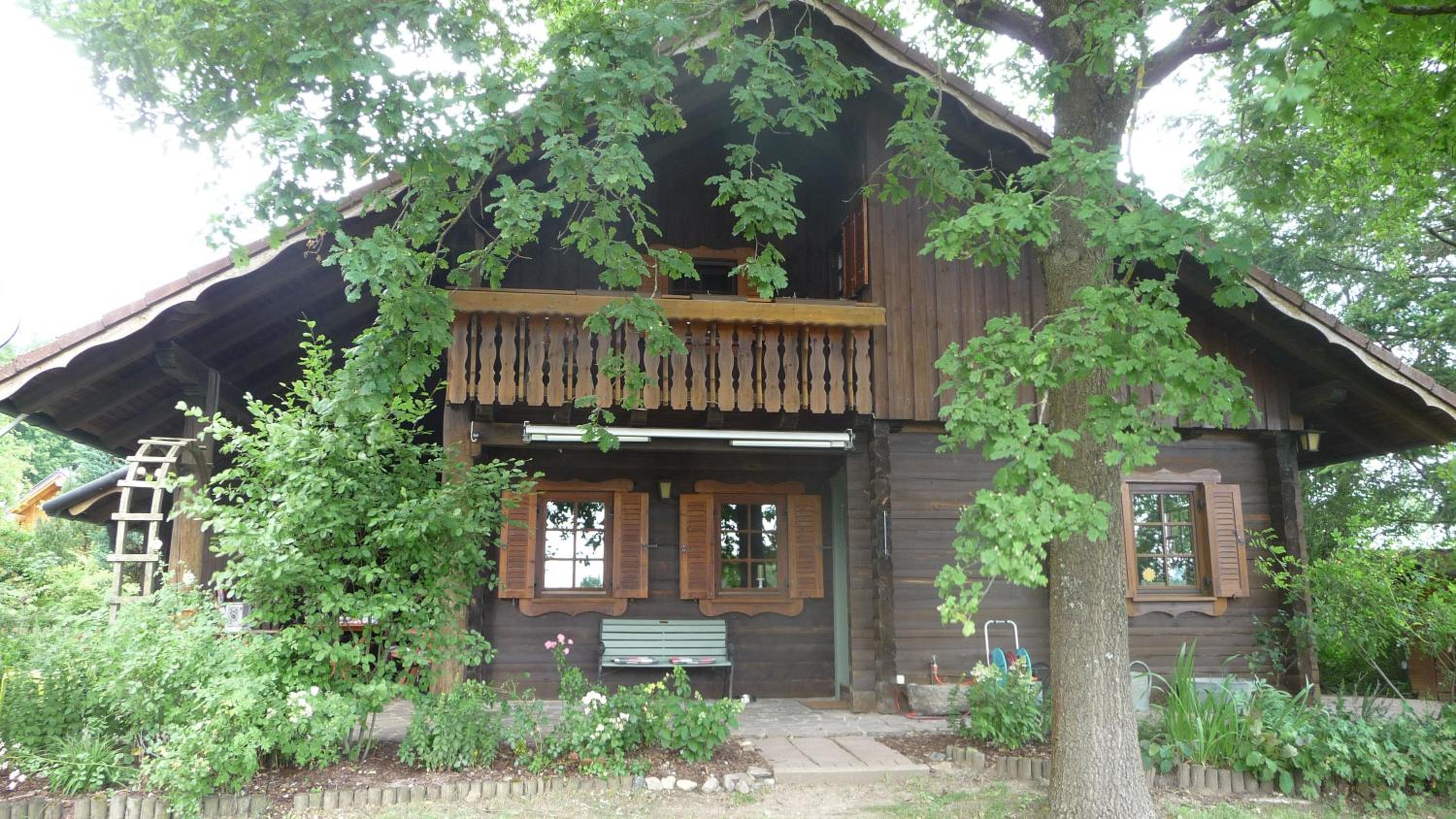 Two-Bedroom House photo 3
